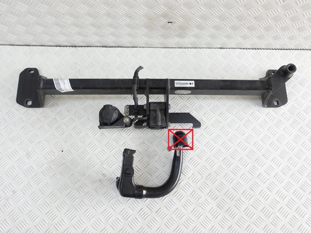 BMW 2 F45 F46 HAK HOLOWNICZY ZDEJMOWANY ZACZEP BMW 2 F45 F46 HAK HOLOWNICZY ZDEJMOWANY ZACZEP