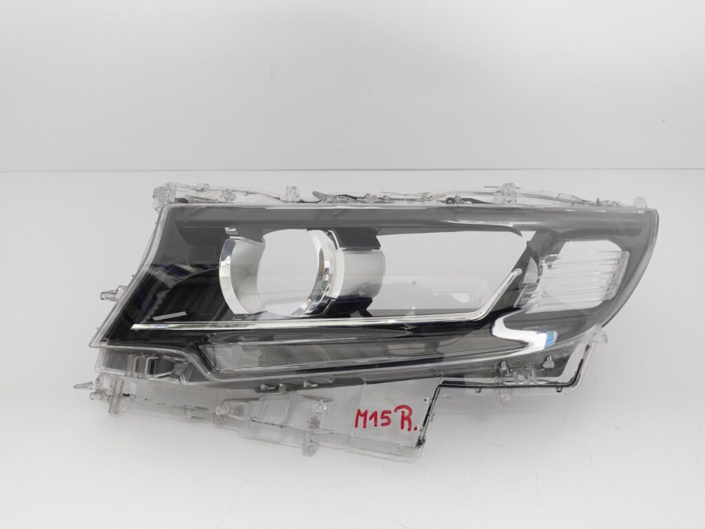 TOYOTA LAND CRUISER J150 LIFT 18- FULL LEWA KLOSZ LAMPA