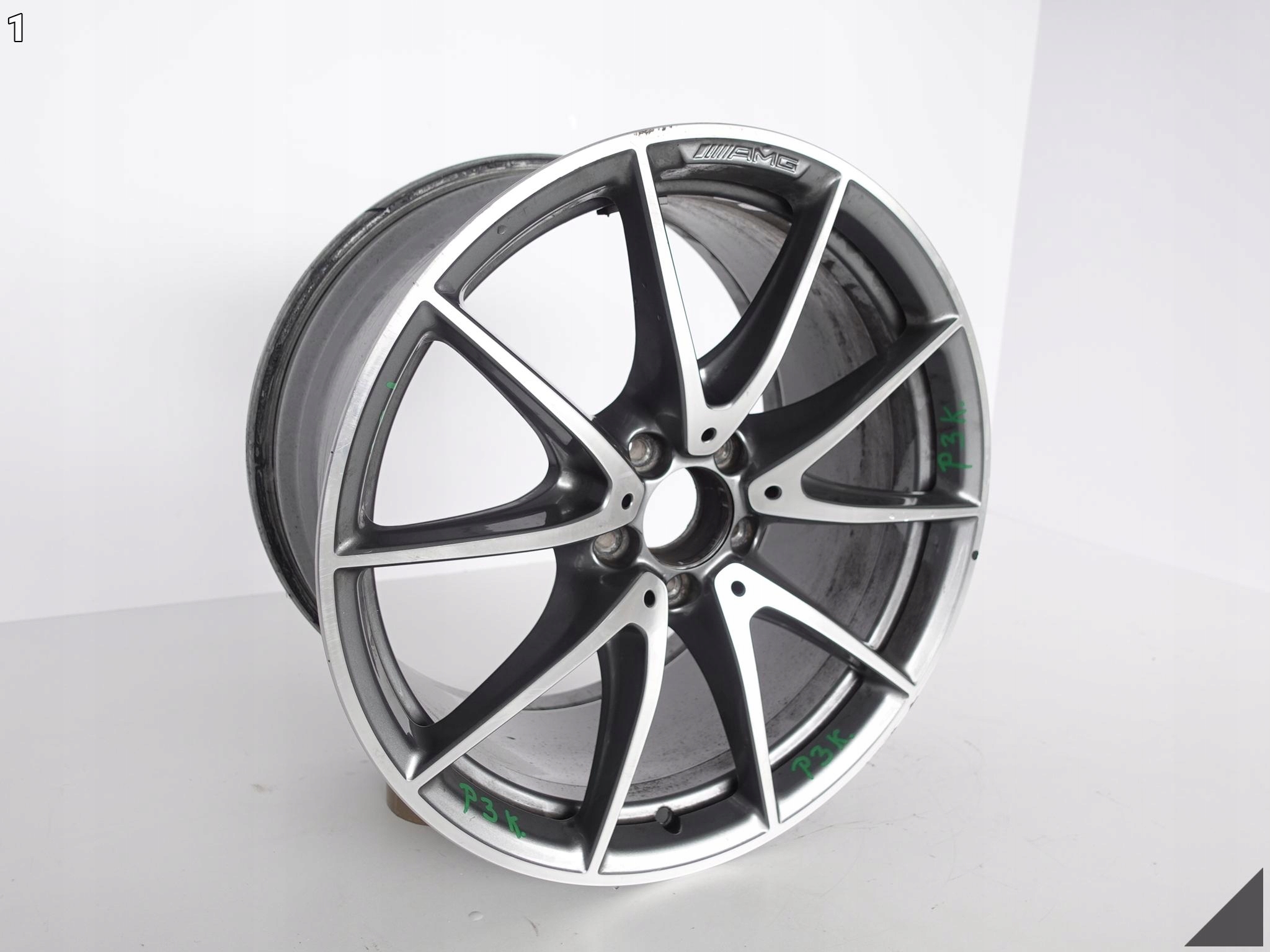 MERCEDES E-KLASA W213 AMG E63 FELGA 10JX19 ET55 MERCEDES E-KLASA W213 AMG E63 FELGA 10JX19 ET55 - obrazek 2