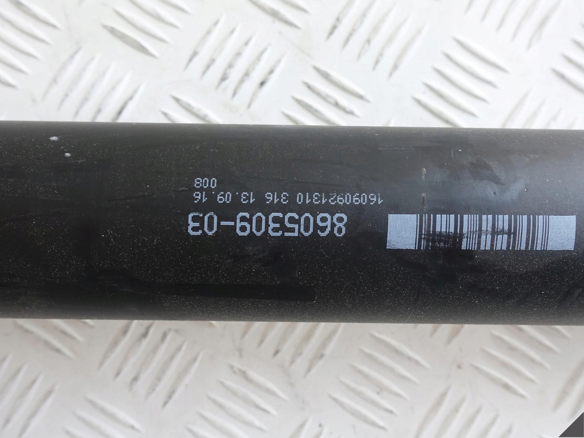 BMW F34 LCI 320I WAŁ NAPĘDOWY AUTOMAT 20KM BMW F34 LCI 320I WAŁ NAPĘDOWY AUTOMAT 20KM - obrazek 4