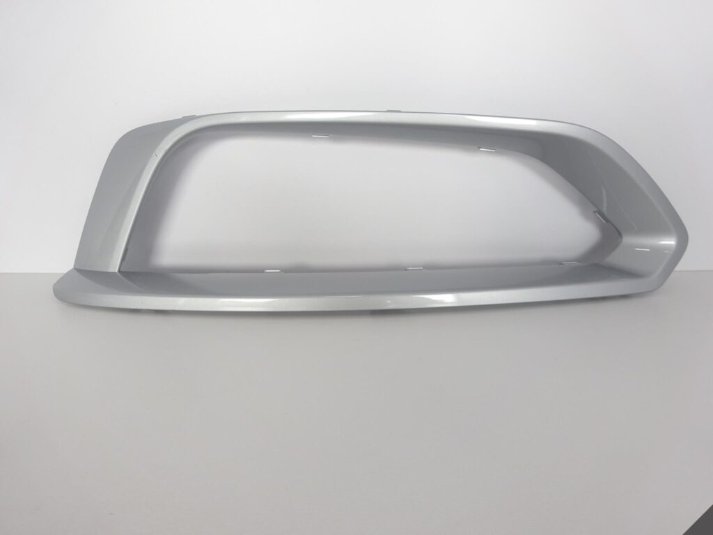 BMW 2 F22 F23 ZWYKŁA BASIS KRATKA LEWA PRZÓD