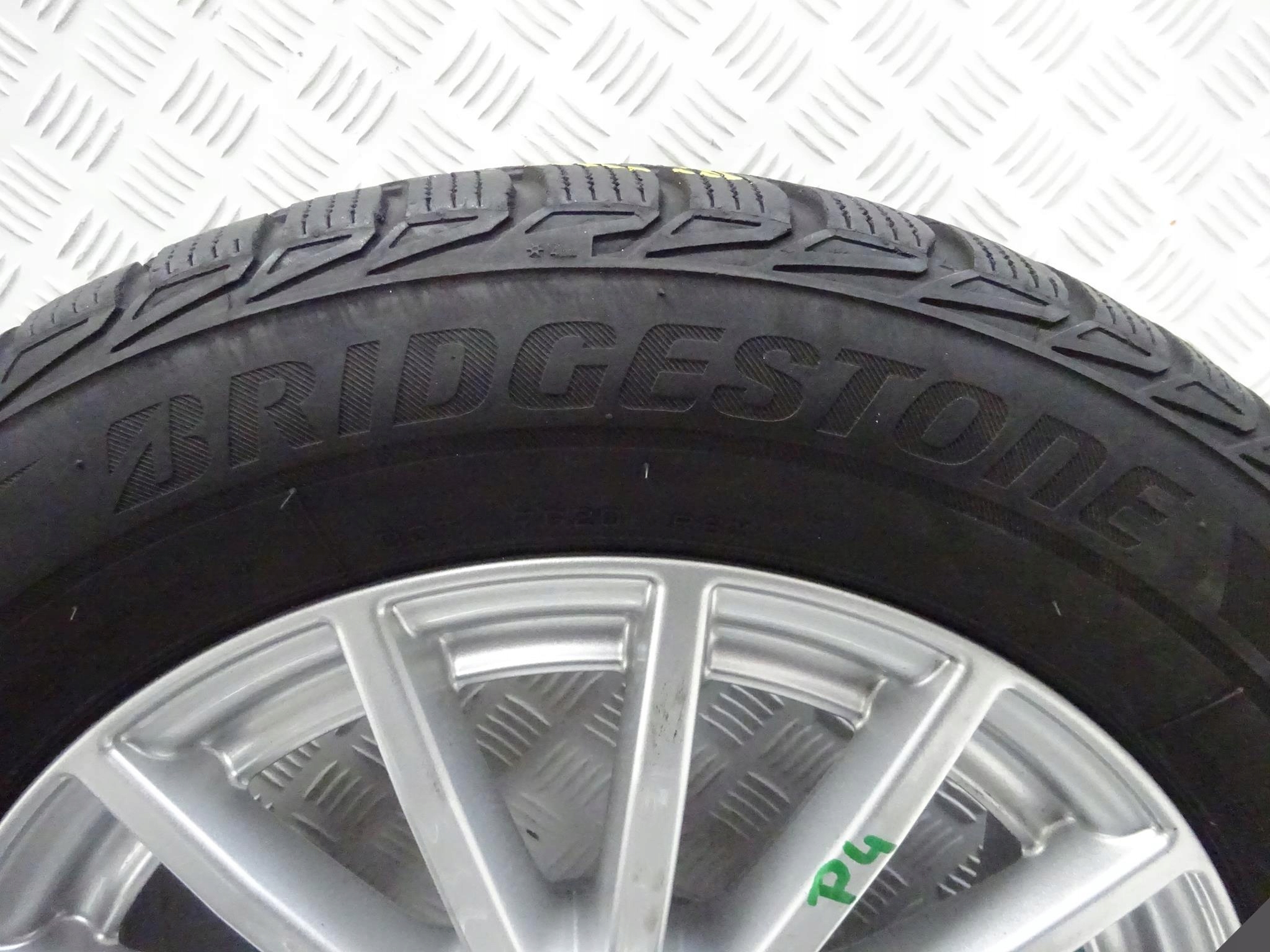 MERCEDES W205 BRIDGESTONE 205/60 6,5JX16 ET38 ZIMA MERCEDES W205 BRIDGESTONE 205/60 6,5JX16 ET38 ZIMA - obrazek 2