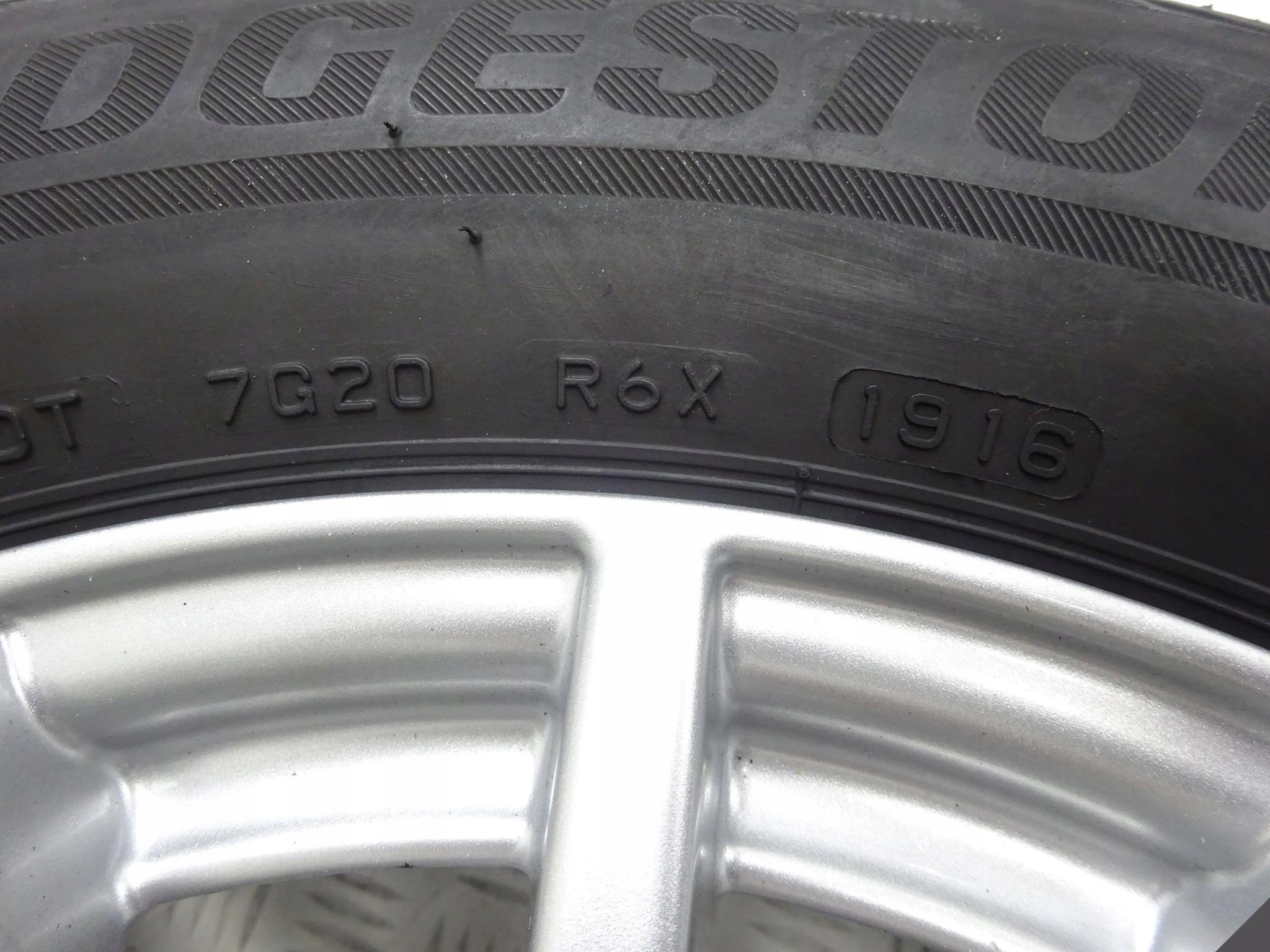MERCEDES W205 BRIDGESTONE 205/60 6,5JX16 ET38 ZIMA MERCEDES W205 BRIDGESTONE 205/60 6,5JX16 ET38 ZIMA - obrazek 4