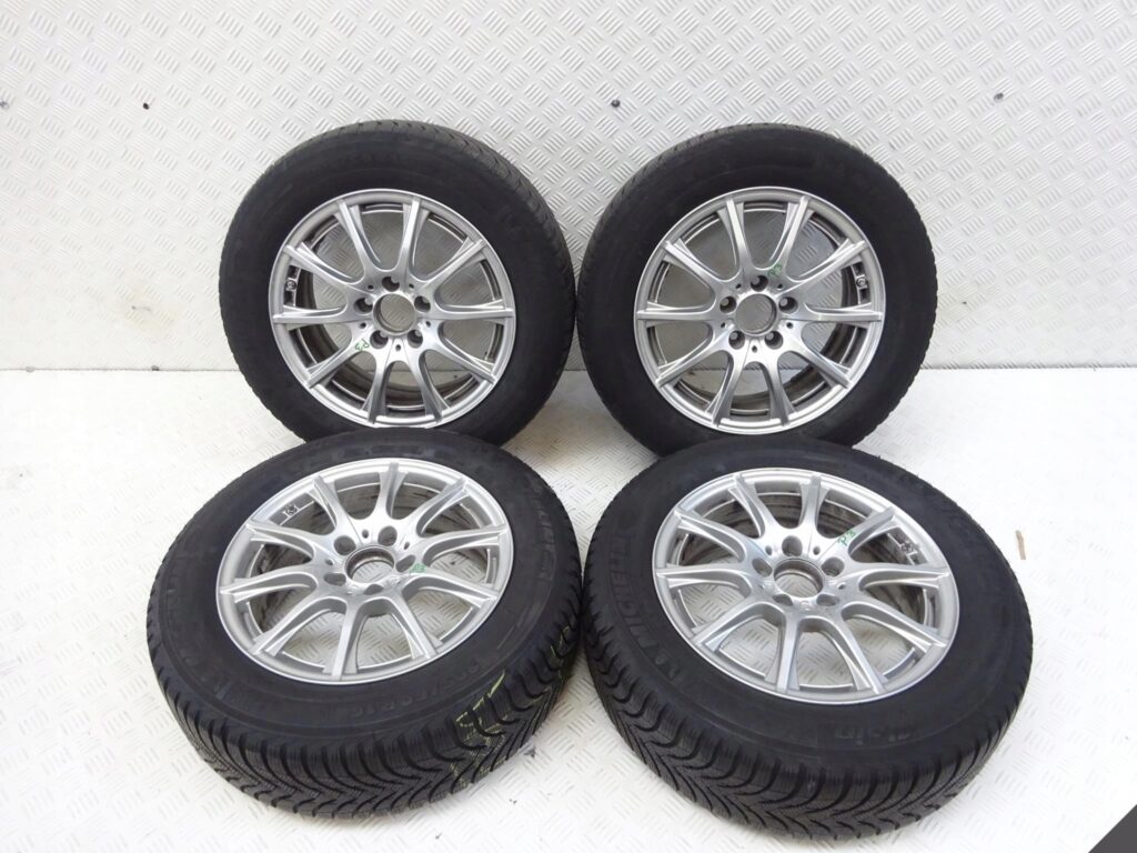 MERCEDES C W205 MICHELIN 205/60 6,5JX16 ZIMA 8MM MERCEDES C W205 MICHELIN 205/60 6,5JX16 ZIMA 8MM