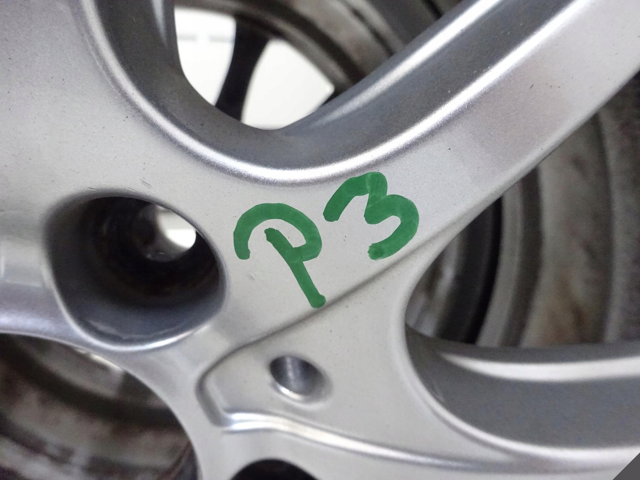 MERCEDES C W205 MICHELIN 205/60 6,5JX16 ZIMA 8MM MERCEDES C W205 MICHELIN 205/60 6,5JX16 ZIMA 8MM - obrazek 11