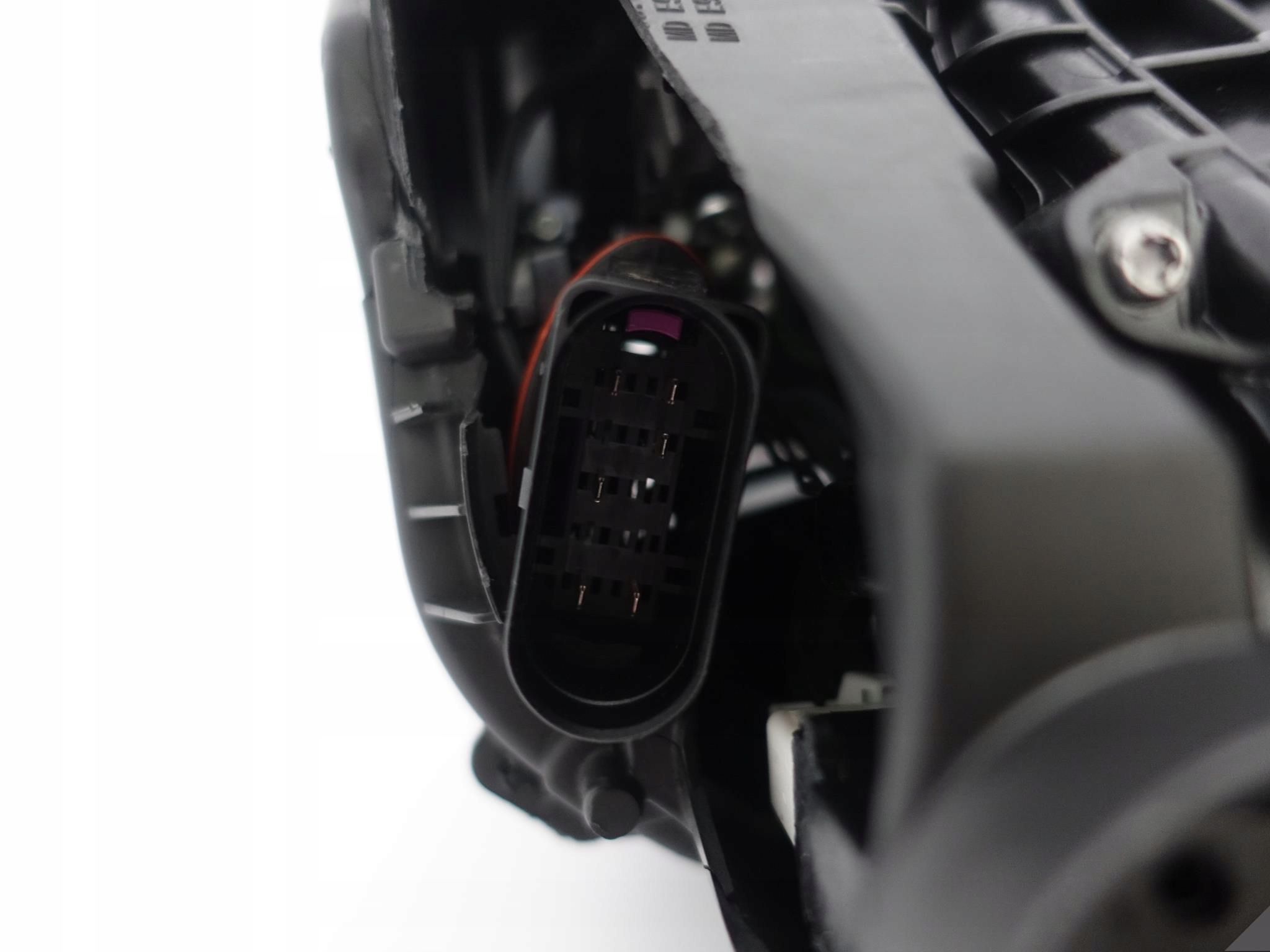 PORSCHE TAYCAN 9J1 MATRIX FULL LED PRAWA EUROPA LAMPA PORSCHE TAYCAN 9J1 MATRIX FULL LED PRAWA EUROPA LAMPA - obrazek 11