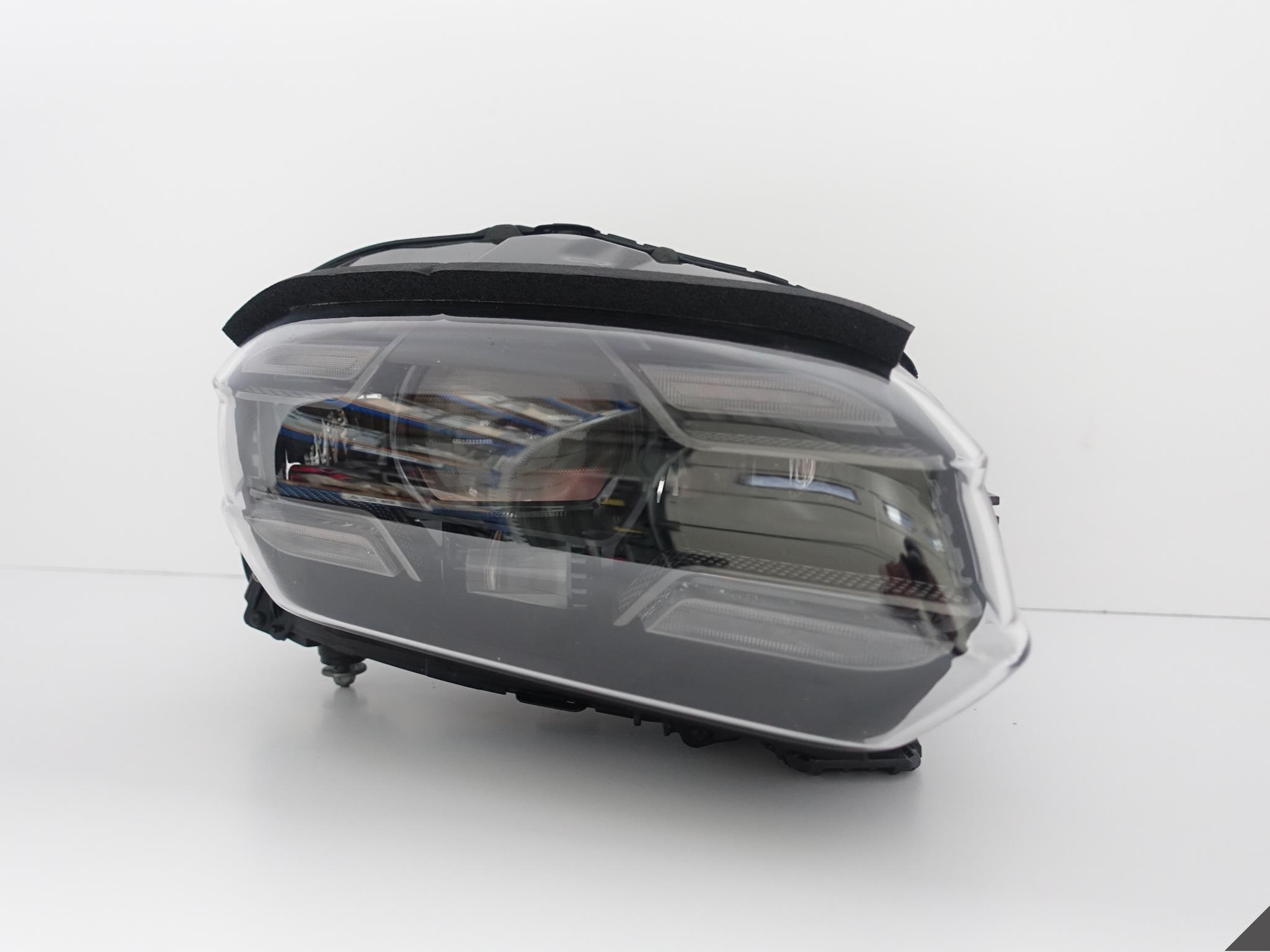 PORSCHE TAYCAN 9J1 MATRIX FULL LED PRAWA EUROPA LAMPA PORSCHE TAYCAN 9J1 MATRIX FULL LED PRAWA EUROPA LAMPA - obrazek 4