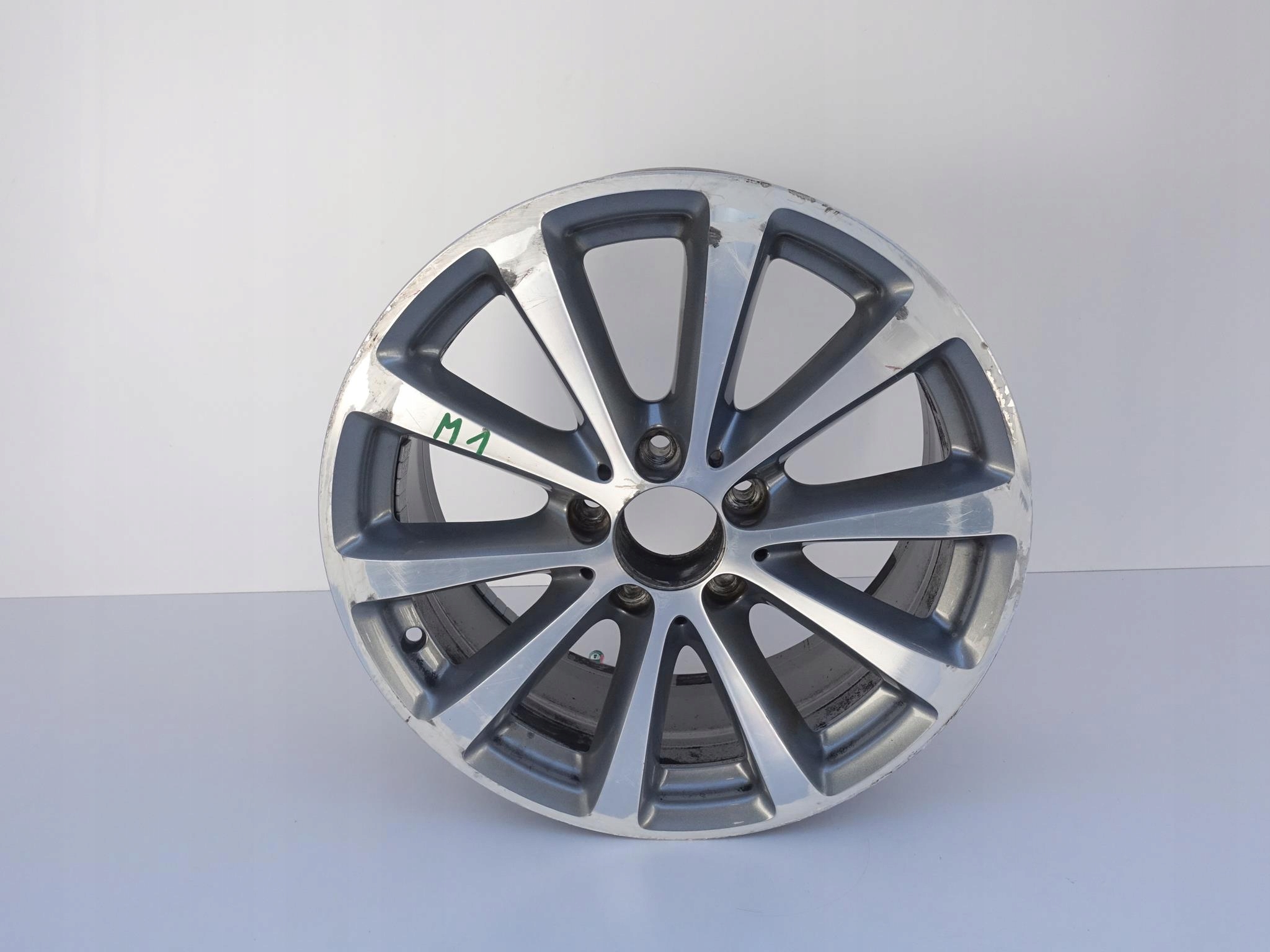 MERCEDES E W213 FELGA 7.5X17 ET40 5X112 MERCEDES E W213 FELGA 7.5X17 ET40 5X112