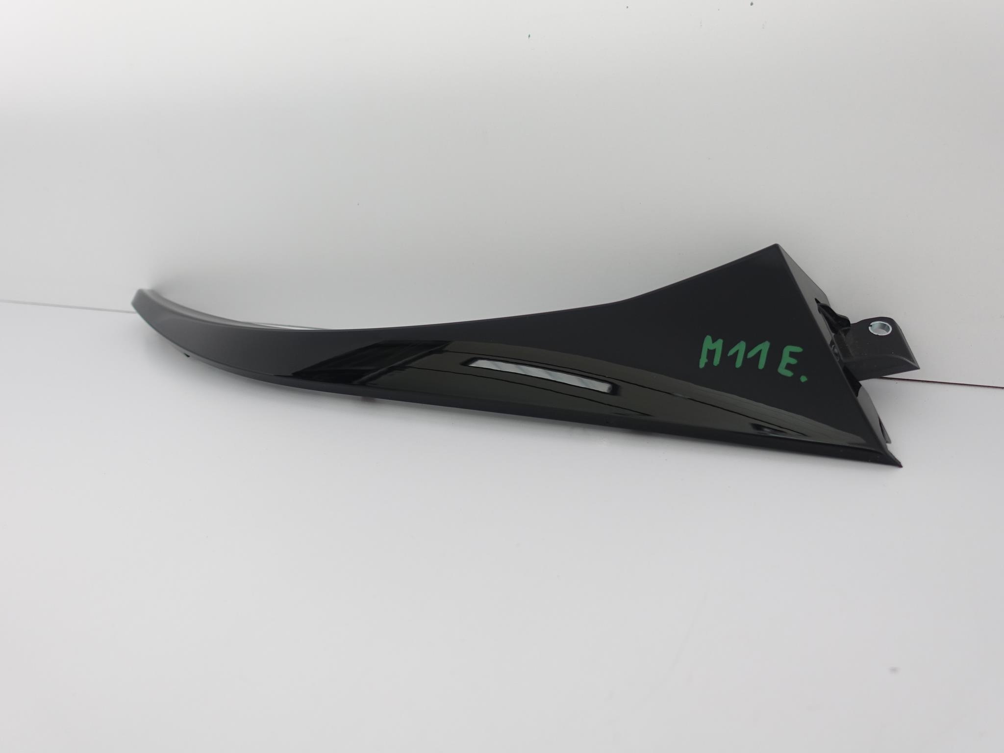 MASERATI LEVANTE LISTWA OSŁONA SPOILER PRAWA TYŁ MASERATI LEVANTE LISTWA OSŁONA SPOILER PRAWA TYŁ - obrazek 3