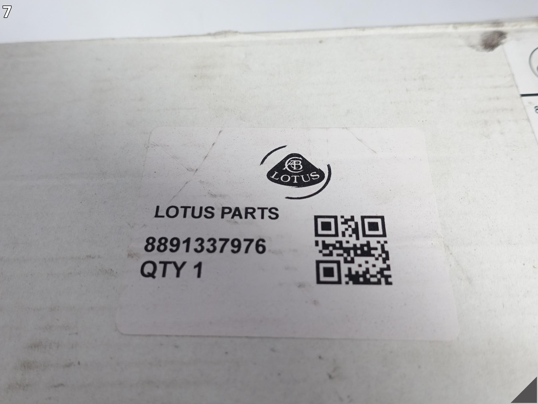 LOTUS EMIRA 22- MONITOR WYŚWIETLACZ LCD SCREEN CENTER DISPLAY 8891337976 LOTUS EMIRA 22- MONITOR WYŚWIETLACZ LCD SCREEN CENTER DISPLAY 8891337976 - obrazek 8