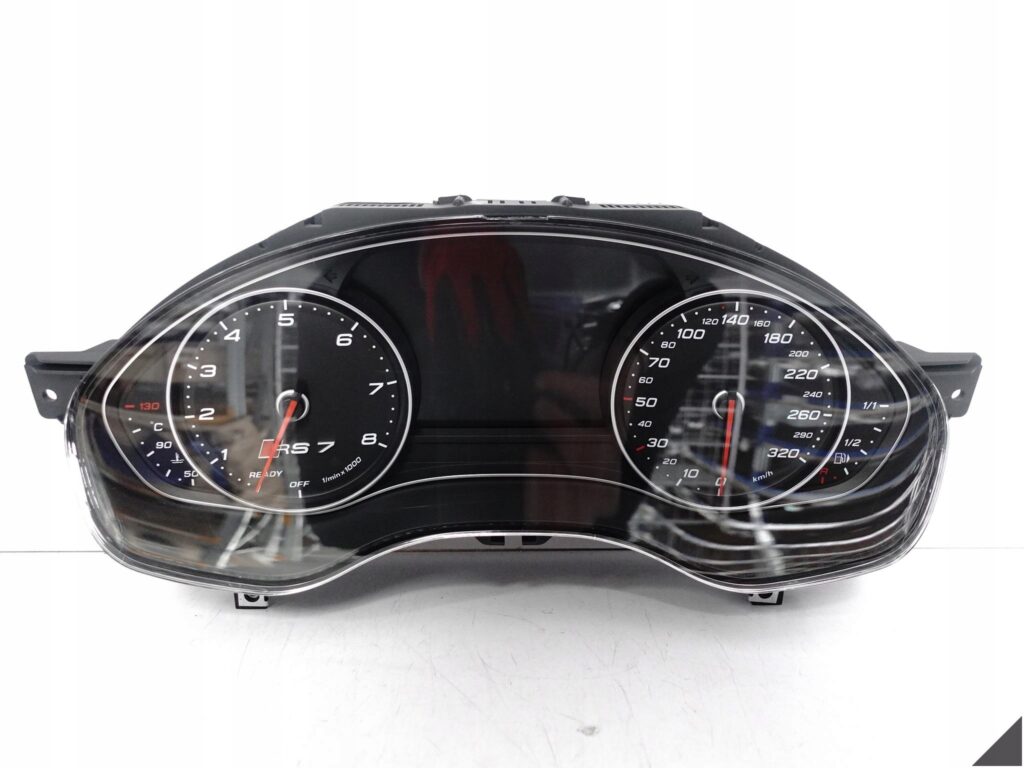 AUDI RS7 PERFORMANCE 4G8 C7 14-18 LICZNIK ZEGARY KM / H EU 4.0 TFSI 340 KM AUDI RS7 PERFORMANCE 4G8 C7 14-18 LICZNIK ZEGARY KM / H EU 4.0 TFSI 340 KM