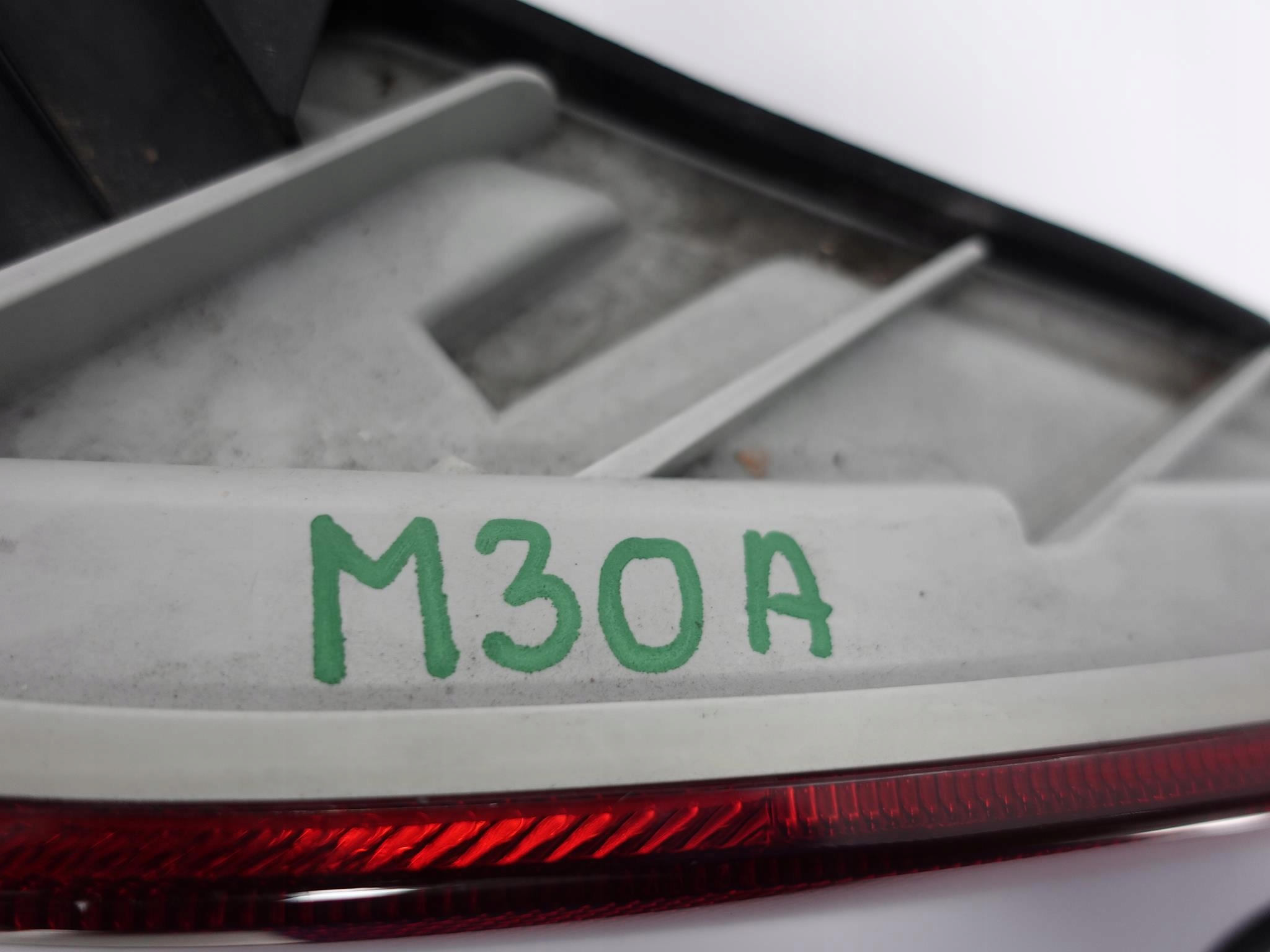 MASERATI GRANTURISMO 07-19 LAMPA LED PRAWA TYŁ EU MASERATI GRANTURISMO 07-19 LAMPA LED PRAWA TYŁ EU - obrazek 11