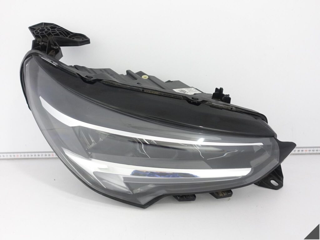 OPEL CORSA F VI (6 GENERACJA) 19-23 LAMPA FULL LED PRAWA PRZÓD EUROPA OPEL CORSA F VI (6 GENERACJA) 19-23 LAMPA FULL LED PRAWA PRZÓD EUROPA