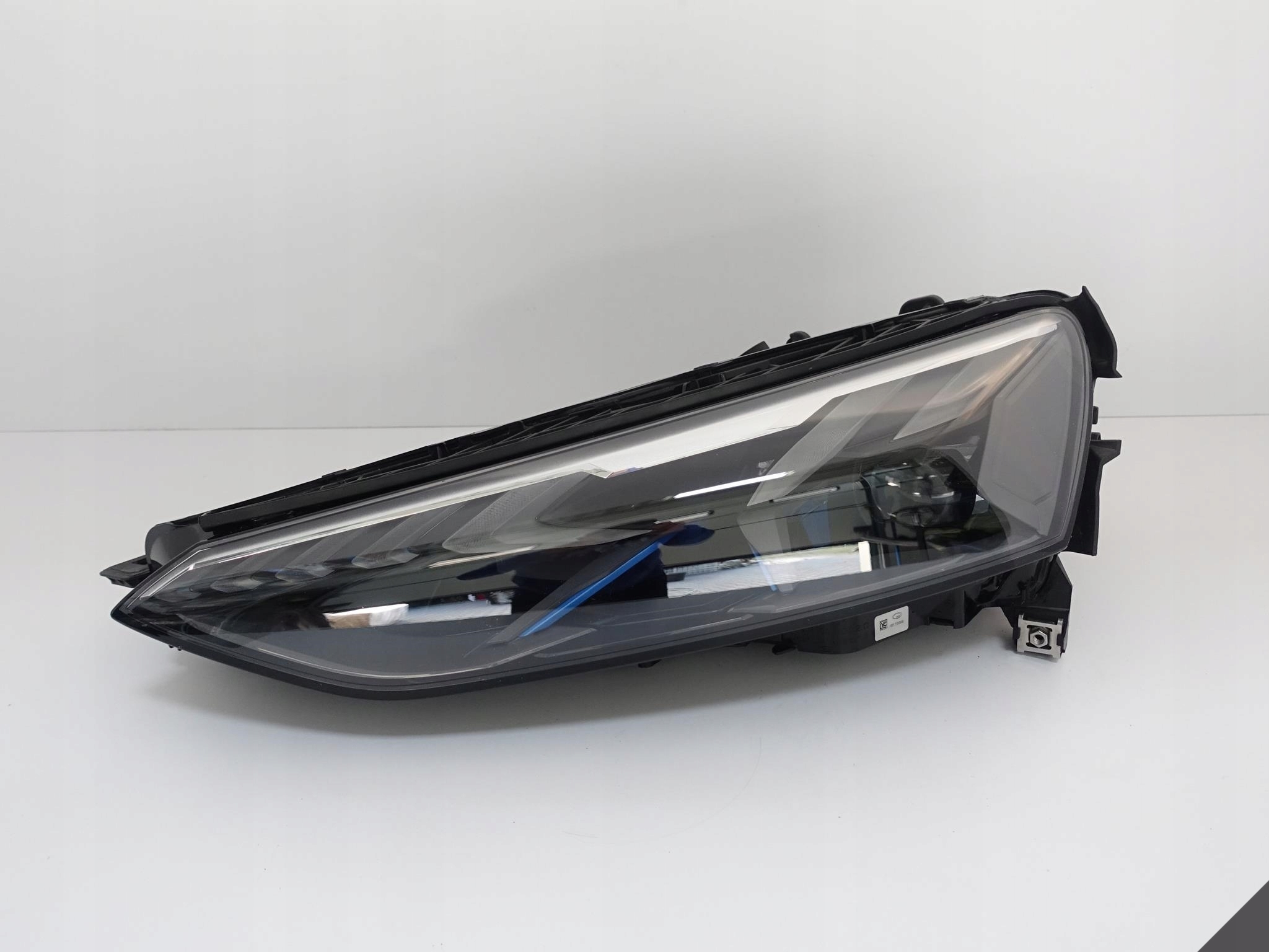 AUDI E-TRON GT RS 4J3 FULL LED LASER LEWA EUROPA LAMPA AUDI E-TRON GT RS 4J3 FULL LED LASER LEWA EUROPA LAMPA