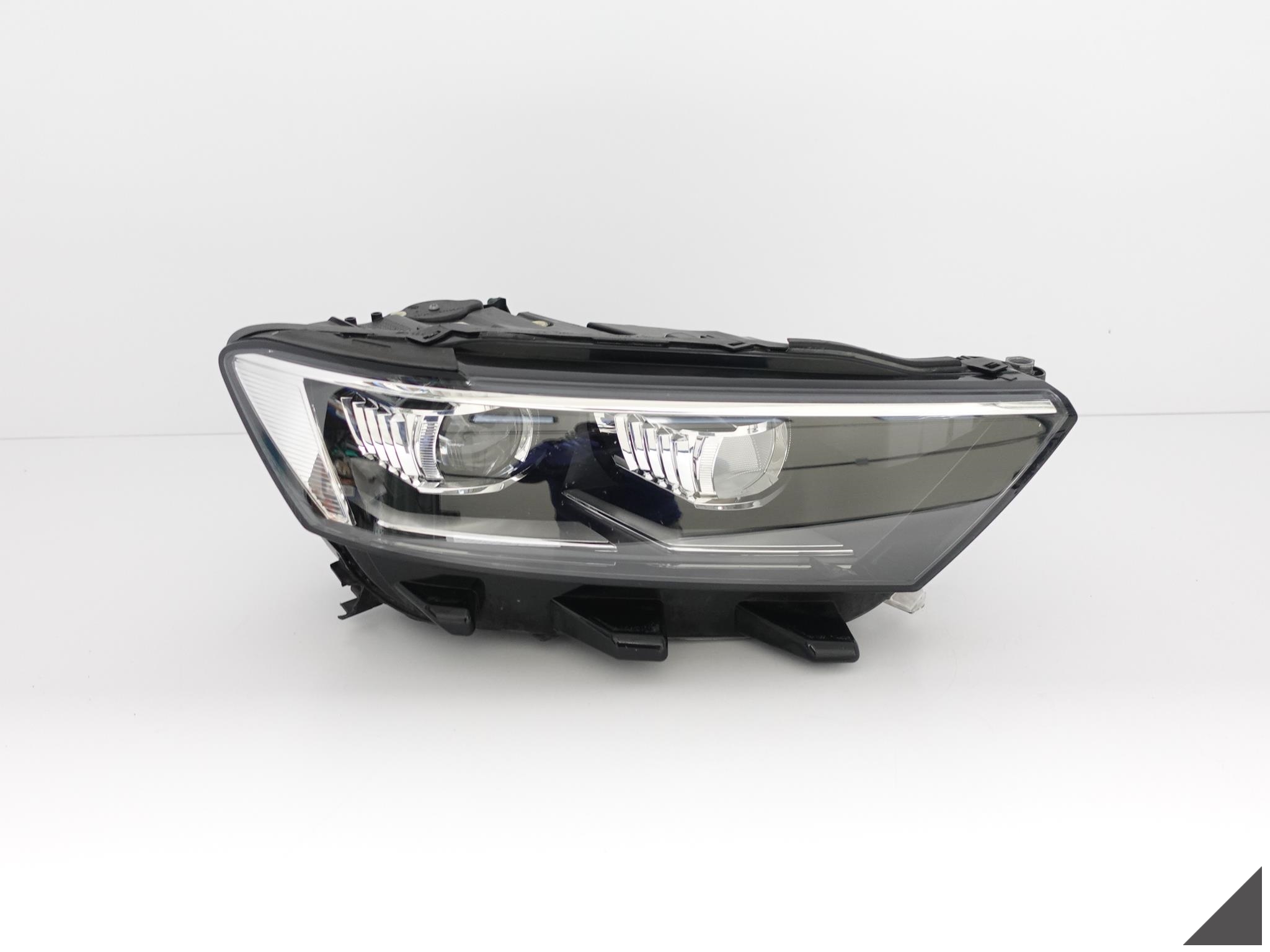 VW T-ROC 2GA 17- LAMPA FULL LED PRAWA EUROPA VW T-ROC 2GA 17- LAMPA FULL LED PRAWA EUROPA