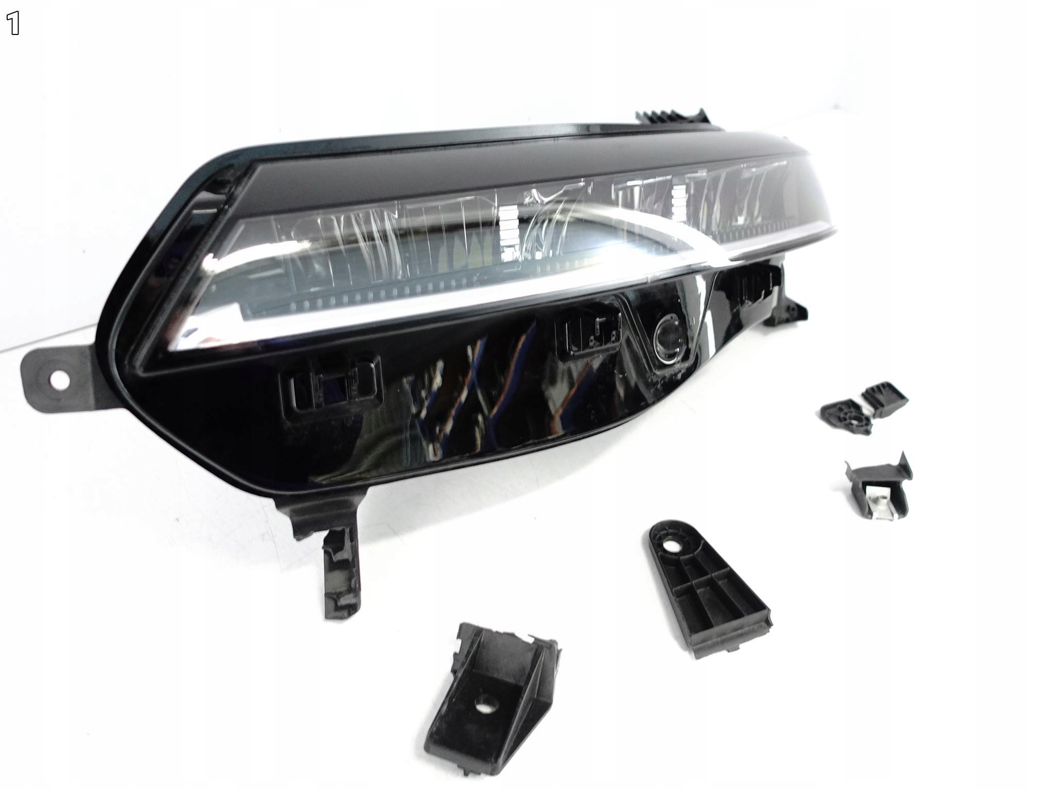 RENAULT MEGANE V 5 E-TECH ELECTRIC 22- LAMPA FULL LED PURE VISION LEWA EU RENAULT MEGANE V 5 E-TECH ELECTRIC 22- LAMPA FULL LED PURE VISION LEWA EU - obrazek 2