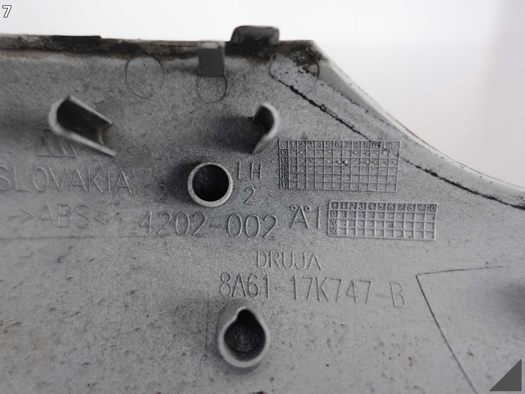 FORD FIESTA MK7 08-17 OBUDOWA LUSTERKA LEWA FORD FIESTA MK7 08-17 OBUDOWA LUSTERKA LEWA - obrazek 8