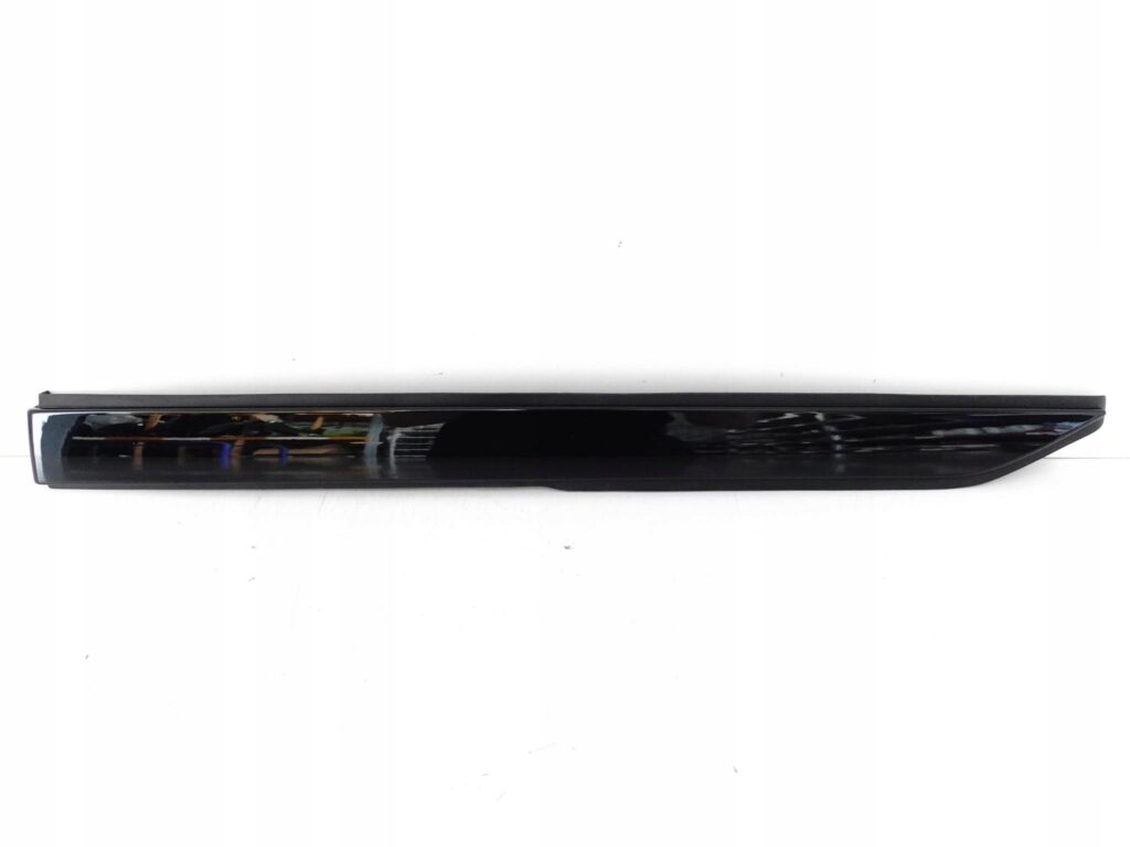 LAND ROVER DISCOVERY SPORT L550 14- LISTWA USZCZELKA DACHOWA LEWA LAND ROVER DISCOVERY SPORT L550 14- LISTWA USZCZELKA DACHOWA LEWA