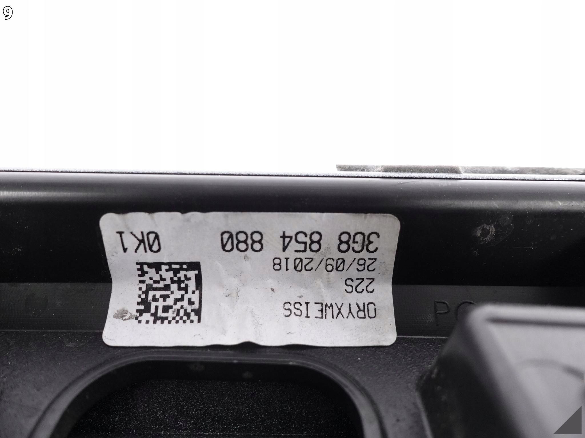 VW ARTEON 3G8 17- DOLNA LISTWA DRZWI PRAWA PRZÓD VW ARTEON 3G8 17- DOLNA LISTWA DRZWI PRAWA PRZÓD - obrazek 10