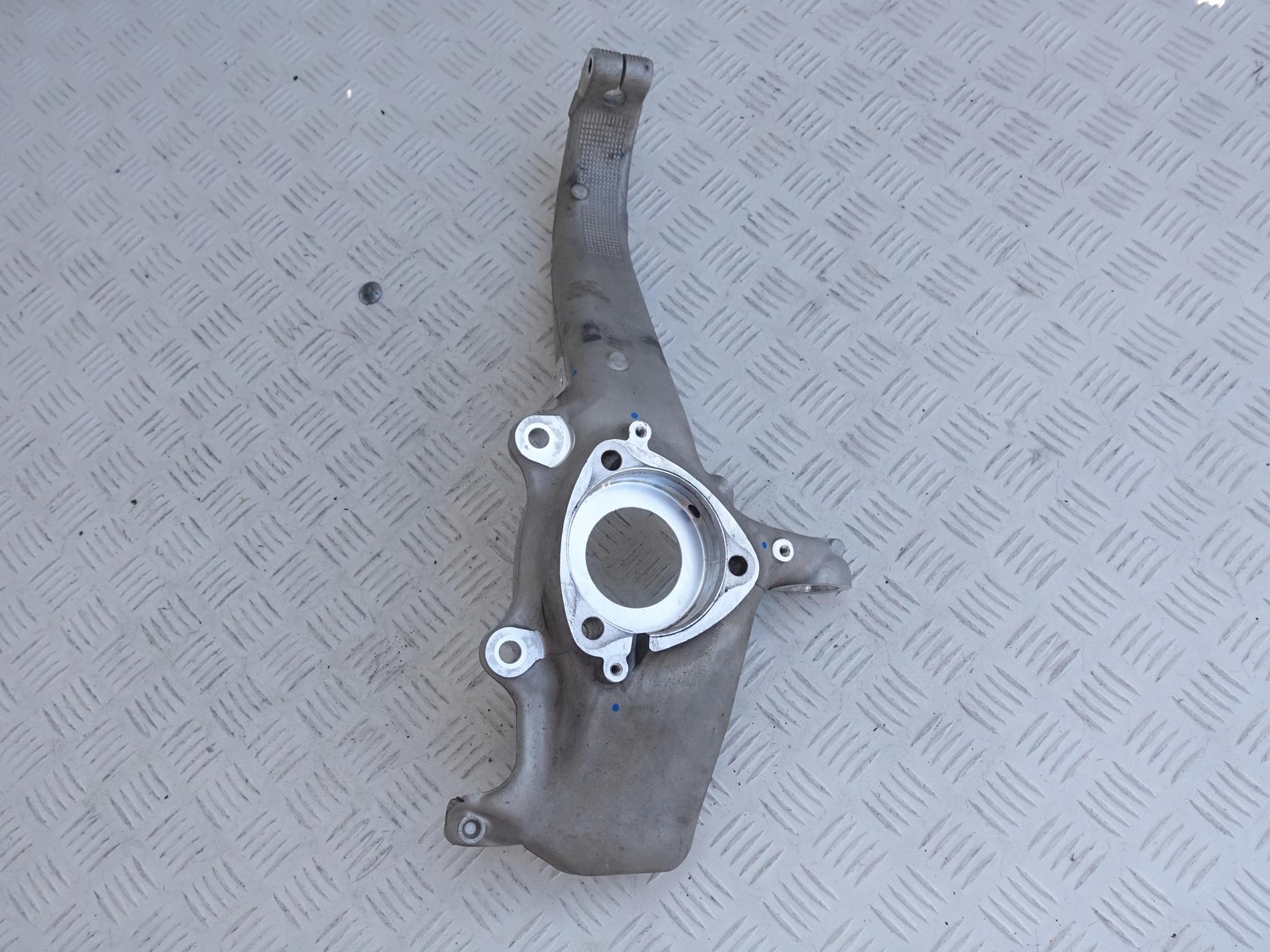 TESLA MODEL 3 ZWROTNICA PRAWA PRZÓD 1044316-00-E TESLA MODEL 3 ZWROTNICA PRAWA PRZÓD 1044316-00-E - obrazek 6