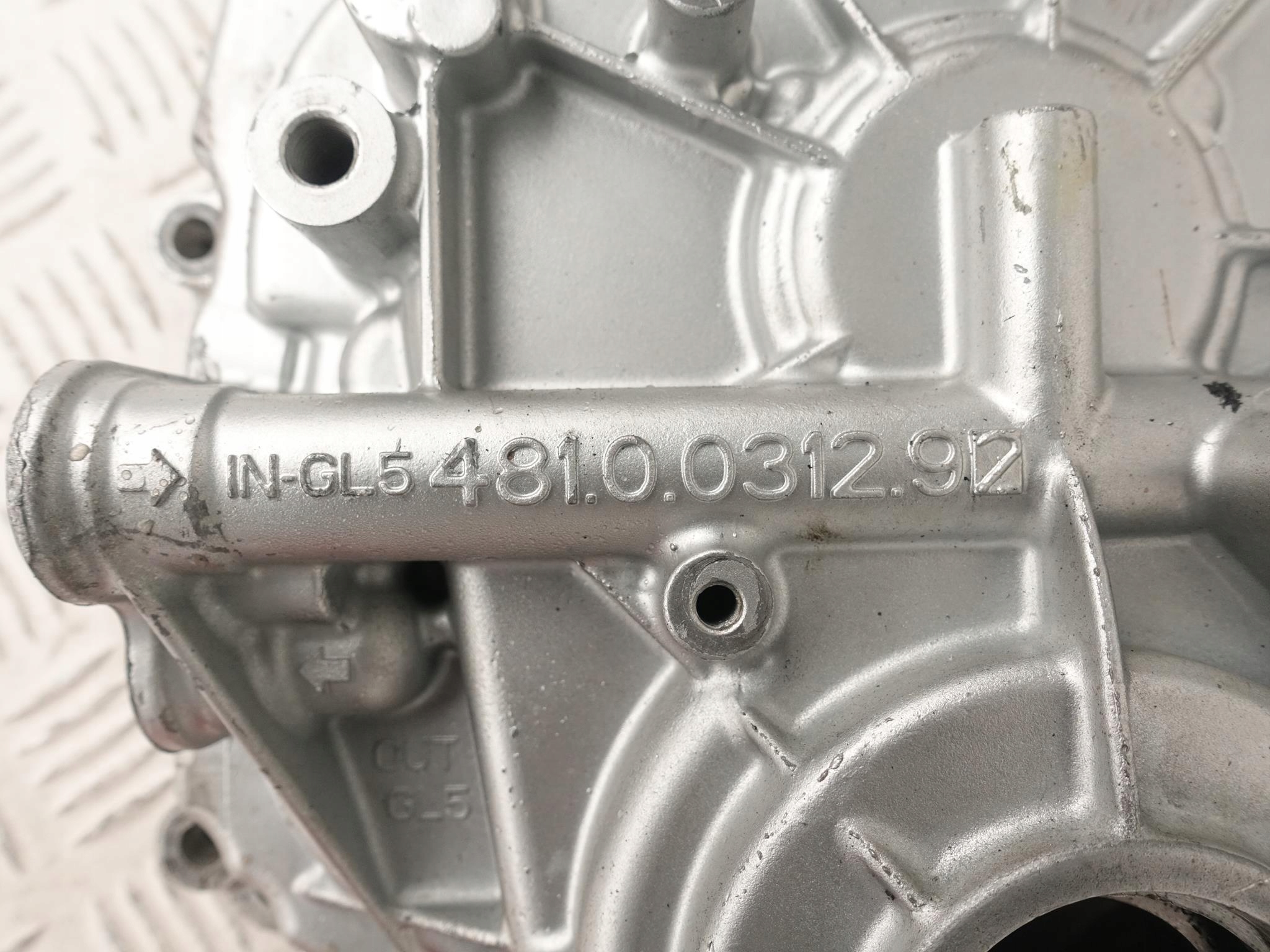 FERRARI 458 ITALIA SKRZYNIA BIEGÓW OBUDOWA FERRARI 458 ITALIA SKRZYNIA BIEGÓW OBUDOWA - obrazek 5