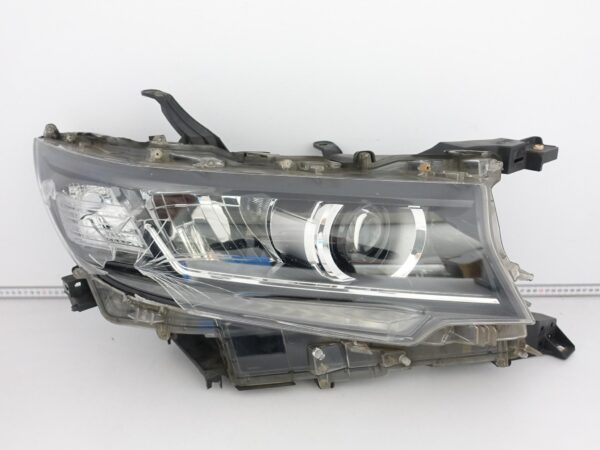 TOYOTA LAND CRUISER J150 150 LIFT 18- LAMPA FULL LED PRAWA PRZÓD EU TOYOTA LAND CRUISER J150 150 LIFT 18- LAMPA FULL LED PRAWA PRZÓD EU