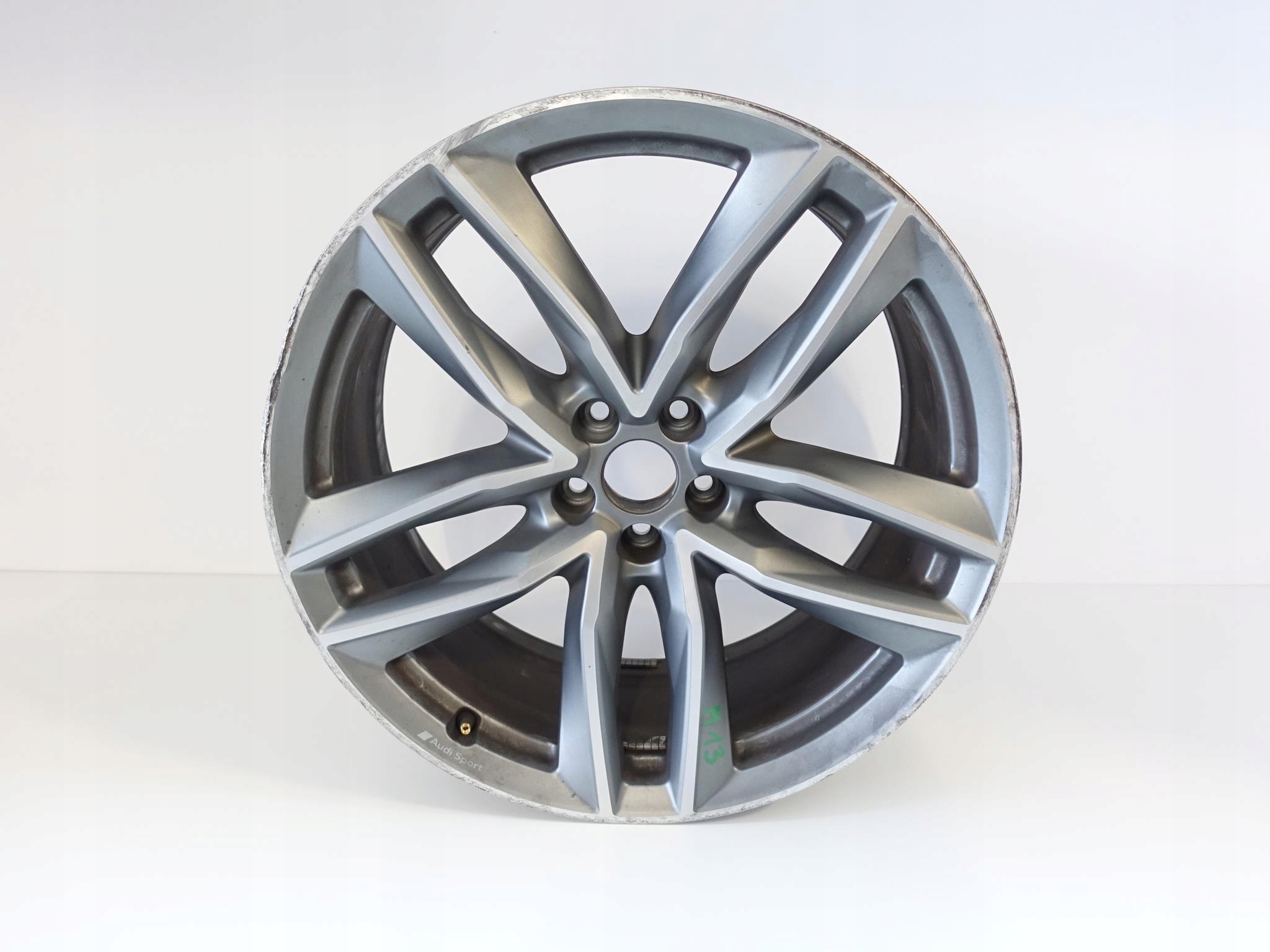 AUDI Q7 SQ7 RS 4M0 S-LINE FELGA 9,5X21 ET31 5X112 AUDI Q7 SQ7 RS 4M0 S-LINE FELGA 9,5X21 ET31 5X112