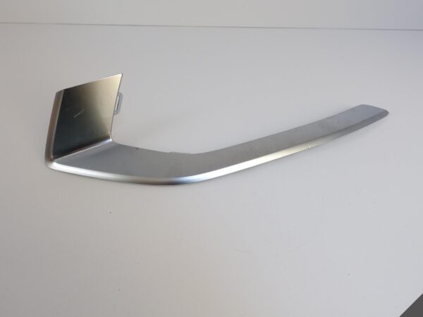 AUDI A4 B9 8W0 LIFT 19- CHROM LISTWA KRATKA LEWA AUDI A4 B9 8W0 LIFT 19- CHROM LISTWA KRATKA LEWA
