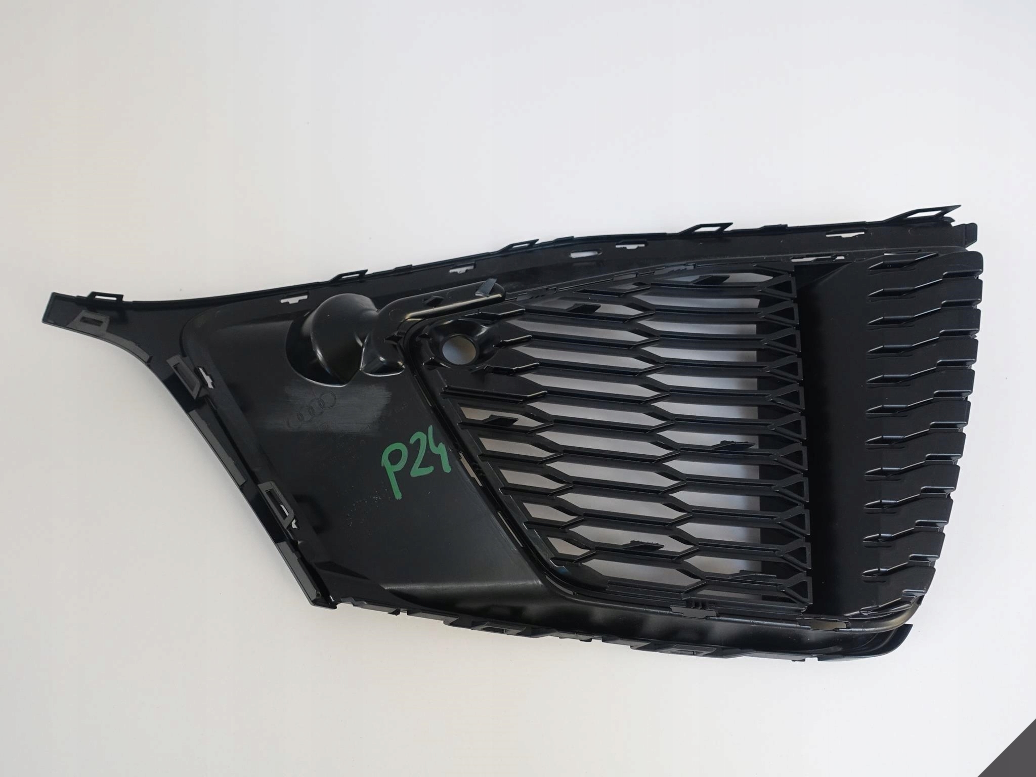 AUDI Q8 S-LINE SQ8 4M8 18- ZDERZAK KRATKA LEWA AUDI Q8 S-LINE SQ8 4M8 18- ZDERZAK KRATKA LEWA - obrazek 4