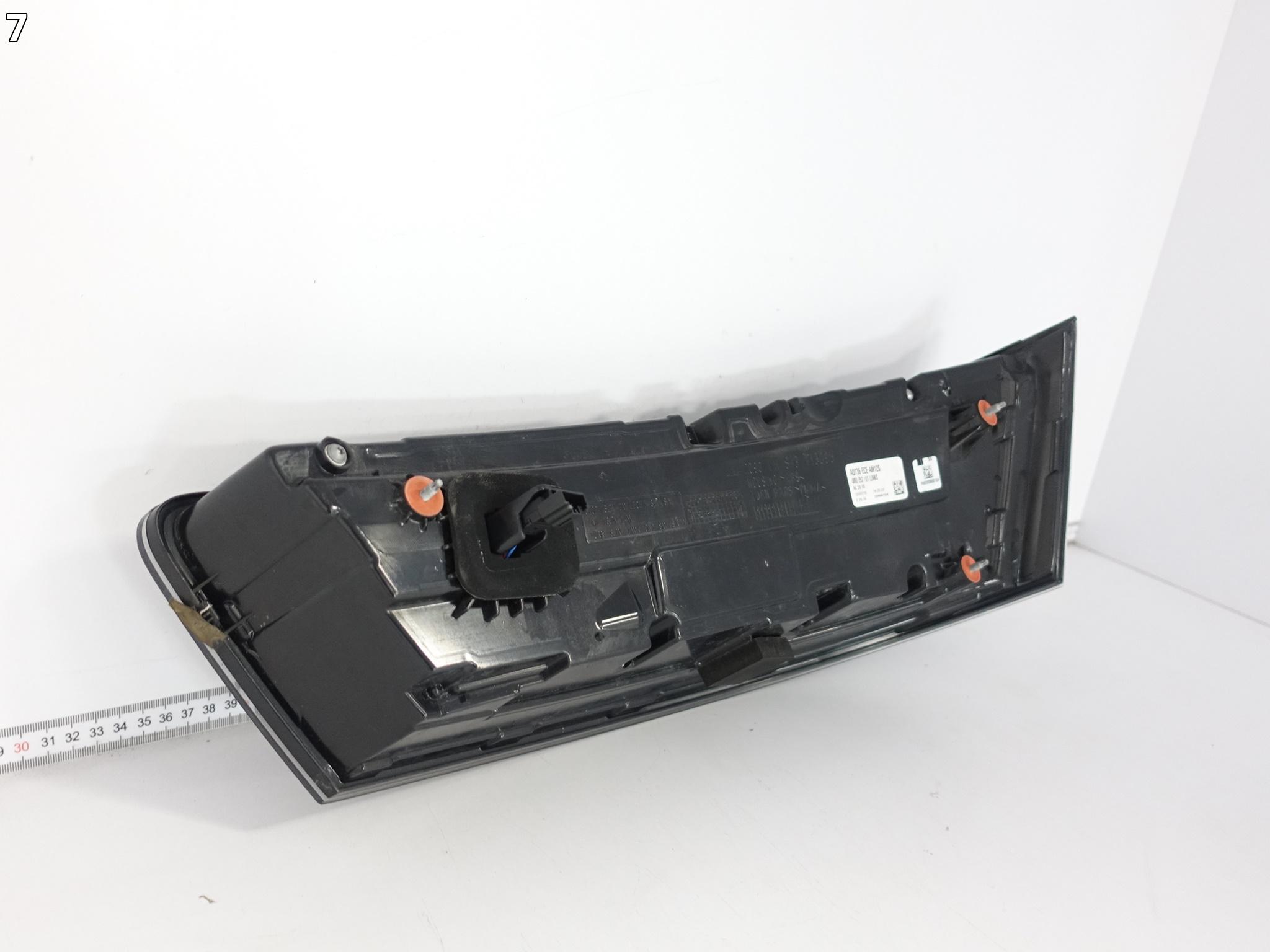 AUDI Q7 II SQ7 4M0 15-19 LAMPA CIEMNA BLACKLINE LED LEWA TYŁ EUROPA AUDI Q7 II SQ7 4M0 15-19 LAMPA CIEMNA BLACKLINE LED LEWA TYŁ EUROPA - obrazek 8