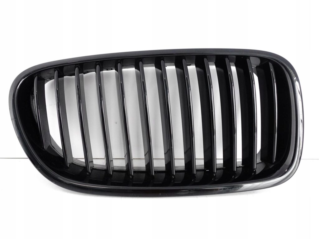BMW 5 F10 F11 GRILL ATRAPA NERKA KRATKA OZDOBNA PRAWA W ZDERZAK BLACK