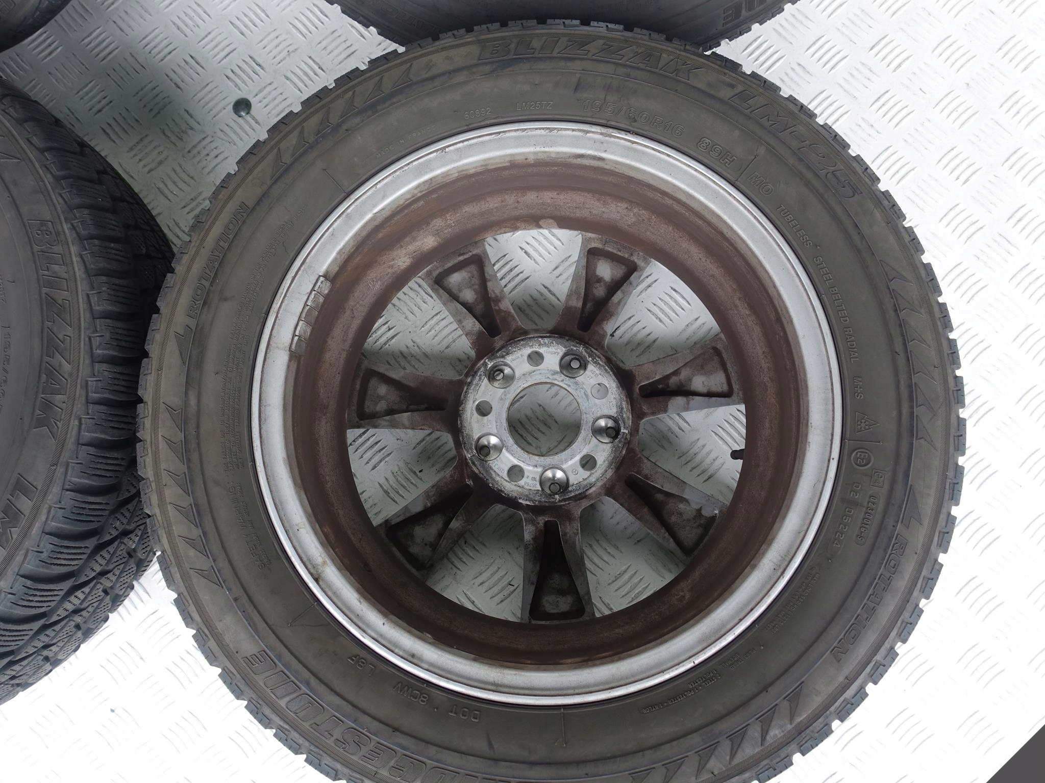 MERCEDES C W204 W246 B 195/60 R16 6X16 ET39 7MM MERCEDES C W204 W246 B 195/60 R16 6X16 ET39 7MM - obrazek 8