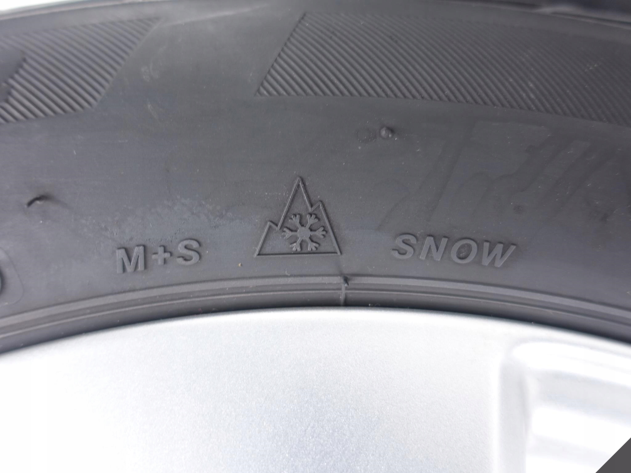 MERCEDES C W205 E W213 7X17 ET48,5 225/50 R17 8MM MERCEDES C W205 E W213 7X17 ET48,5 225/50 R17 8MM - obrazek 7