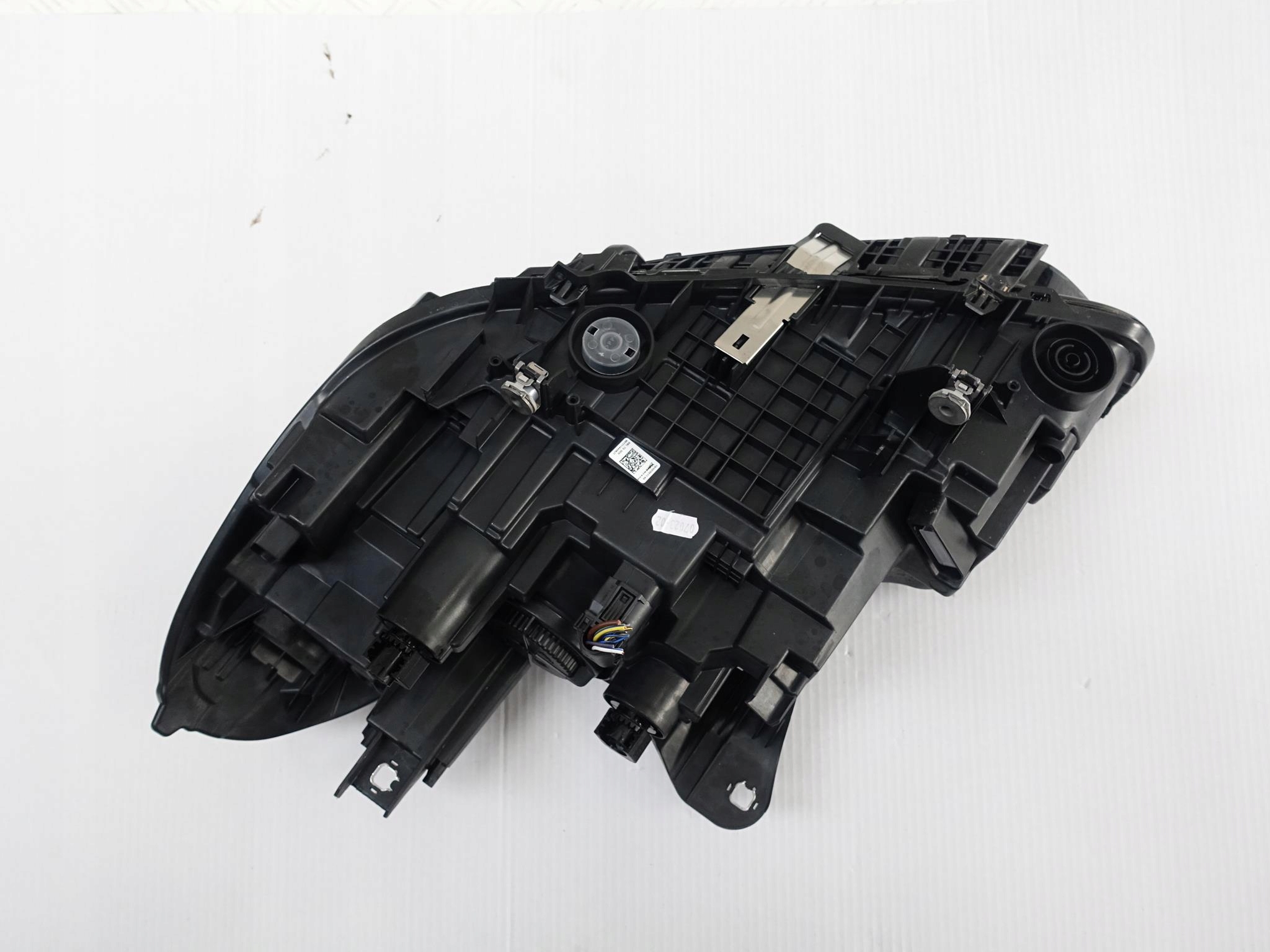 BMW 1 F40 LAMPA ZWYKŁA LED H7 L LUB P EUROPA BMW 1 F40 LAMPA ZWYKŁA LED H7 L LUB P EUROPA - obrazek 14