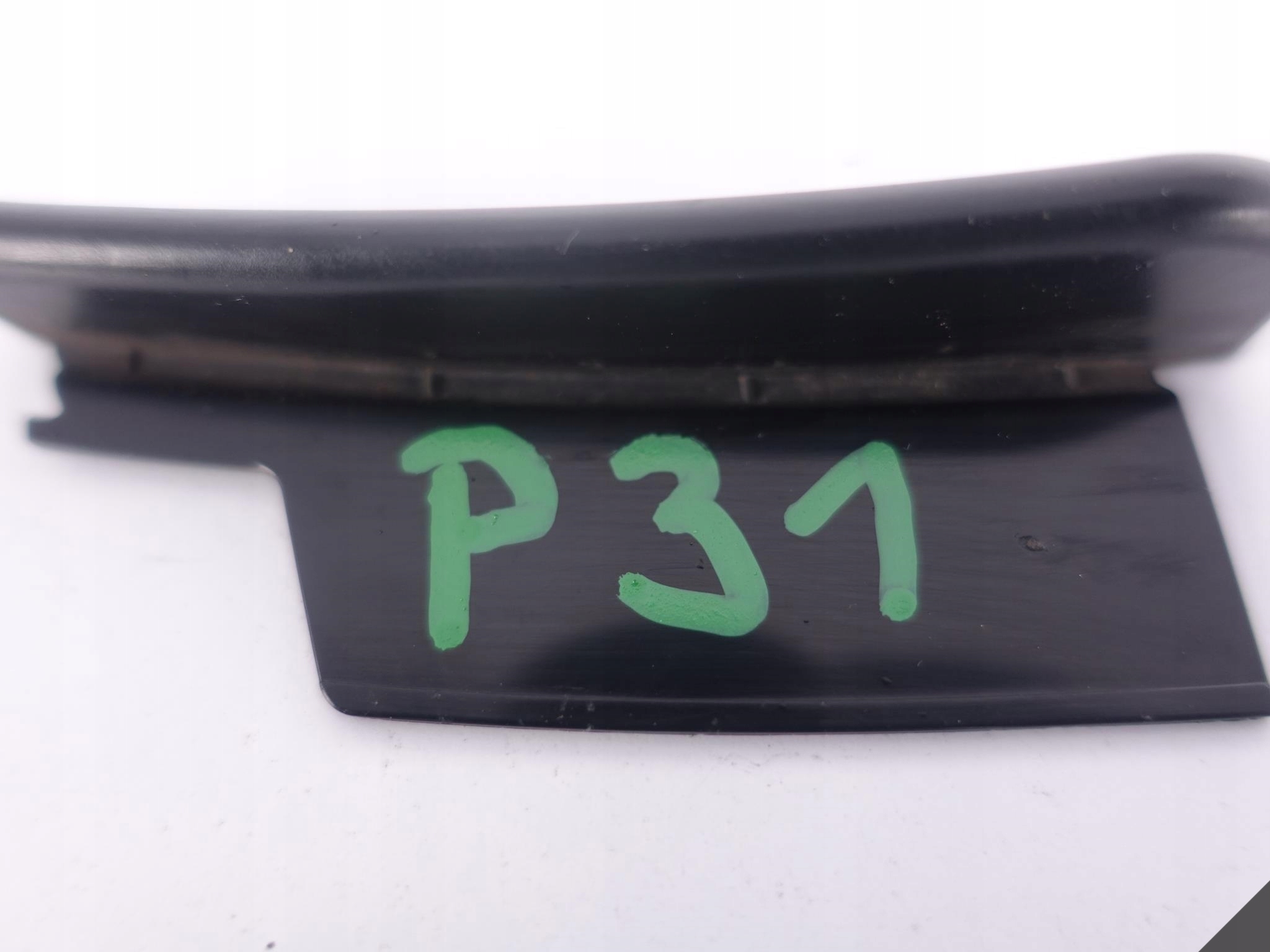 MERCEDES A W176 AMG LISTWA BLENDA TYŁ PRAWA MERCEDES A W176 AMG LISTWA BLENDA TYŁ PRAWA - obrazek 5