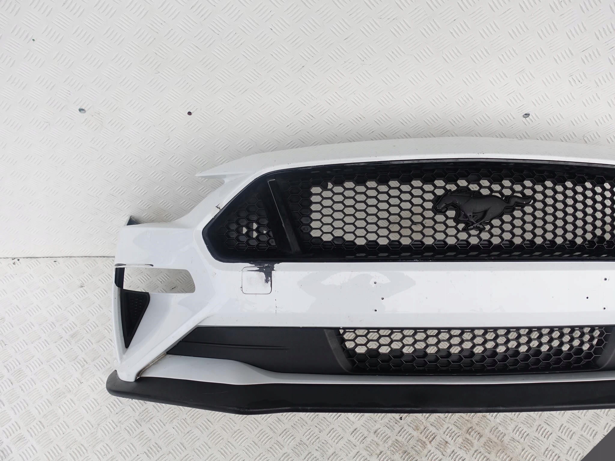FORD MUSTANG VI 6 LIFT 17- ZDERZAK KRATKA SPOILER FORD MUSTANG VI 6 LIFT 17- ZDERZAK KRATKA SPOILER - obrazek 3