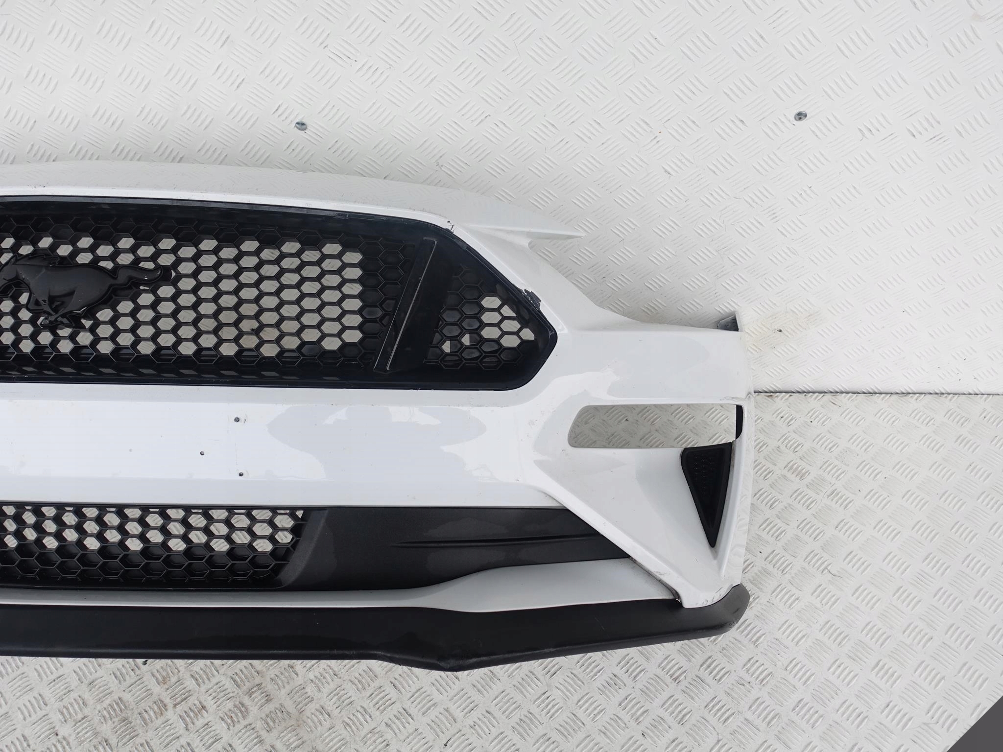 FORD MUSTANG VI 6 LIFT 17- ZDERZAK KRATKA SPOILER FORD MUSTANG VI 6 LIFT 17- ZDERZAK KRATKA SPOILER - obrazek 9