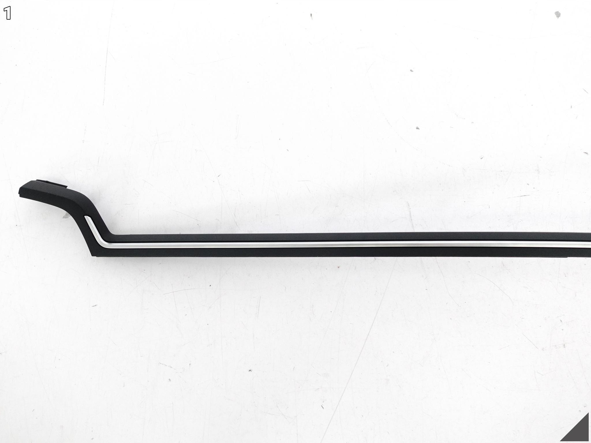 AUDI A5 S5 F5 8W6 8W2 A4 S4 8W0 B9 15- LISTWA DEKOR DESKI RODZIELCZEJ CHROM AUDI A5 S5 F5 8W6 8W2 A4 S4 8W0 B9 15- LISTWA DEKOR DESKI RODZIELCZEJ CHROM - obrazek 2