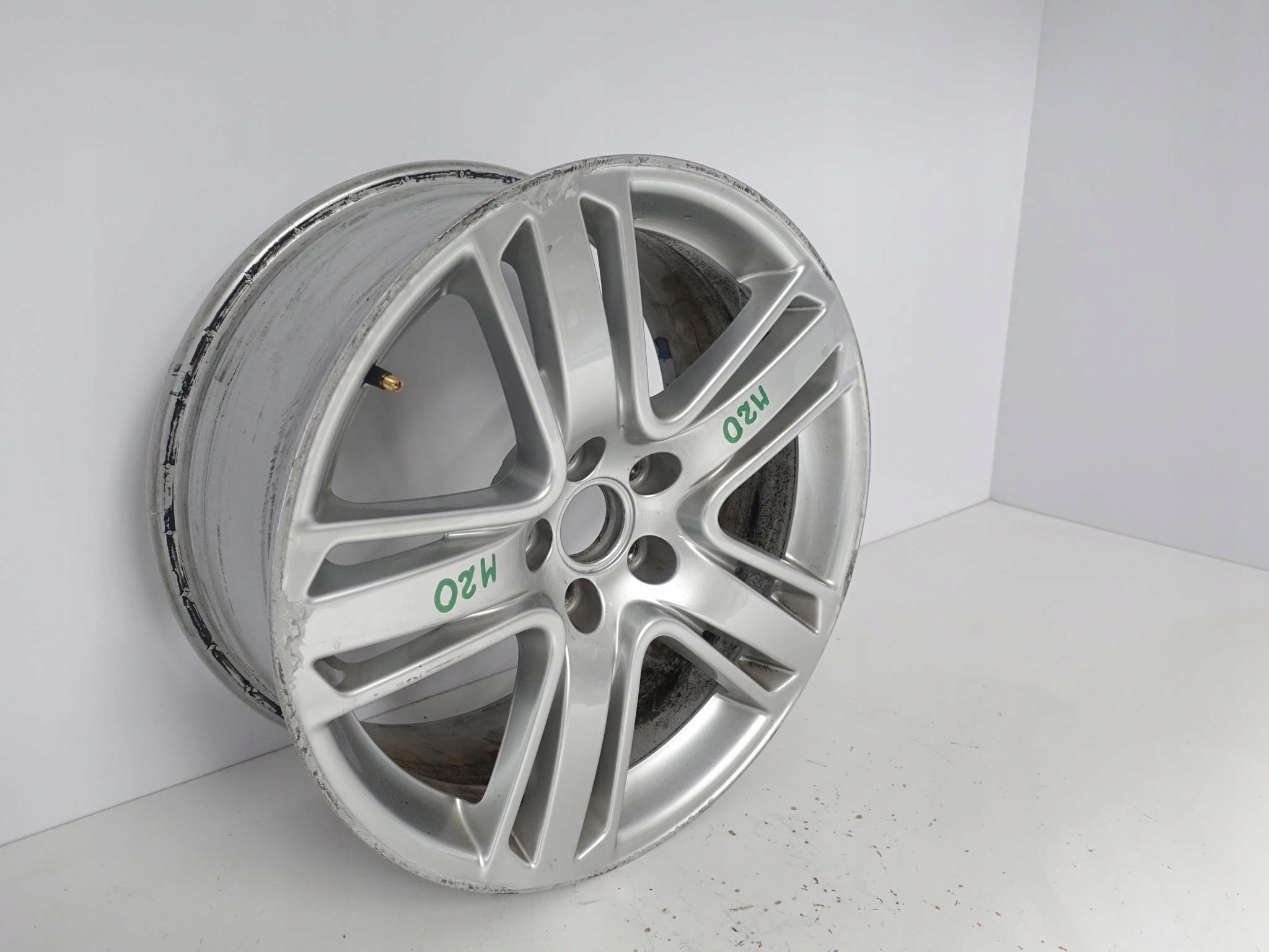 AUDI Q3 8U0 RSQ3 SQ3 FELGA 8X18 ET34 5X112 AUDI Q3 8U0 RSQ3 SQ3 FELGA 8X18 ET34 5X112 - obrazek 2