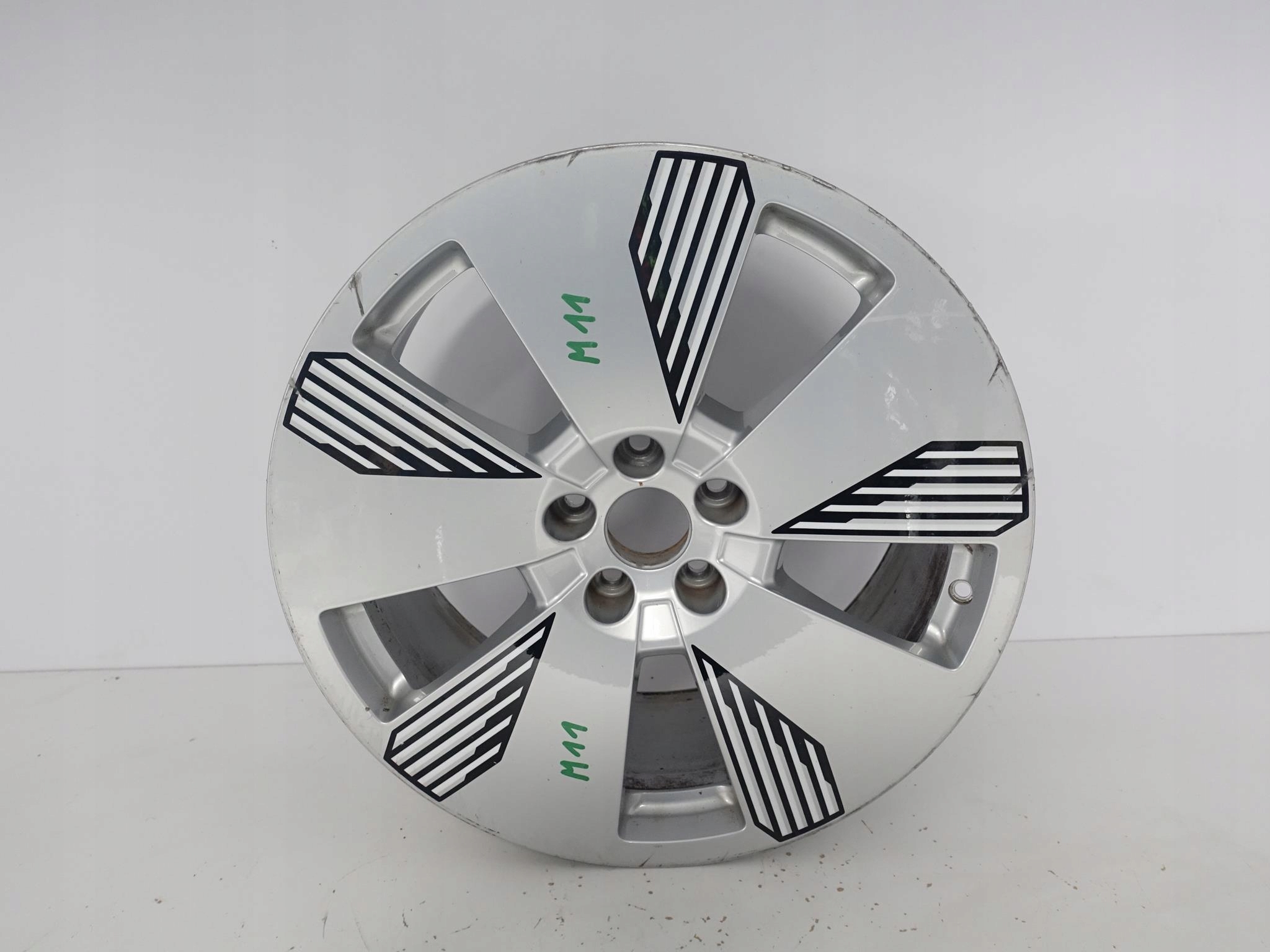 AUDI E-TRON 4KE 18-22 FELGA 8,5X19 ET36 5X112 AUDI E-TRON 4KE 18-22 FELGA 8,5X19 ET36 5X112