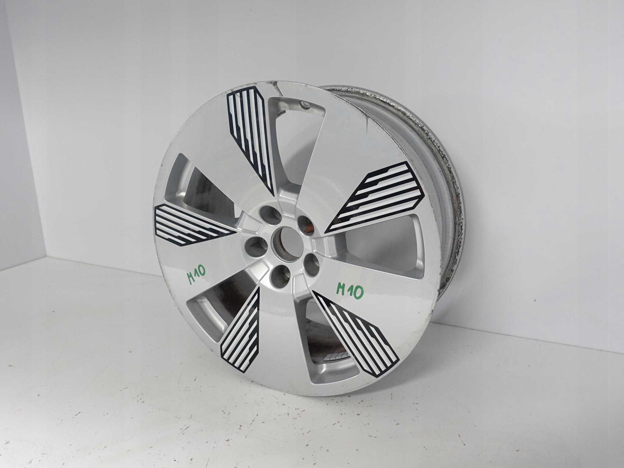AUDI E-TRON 4KE 18-22 FELGA 8,5X19 ET36 5X112 AUDI E-TRON 4KE 18-22 FELGA 8,5X19 ET36 5X112 - obrazek 3