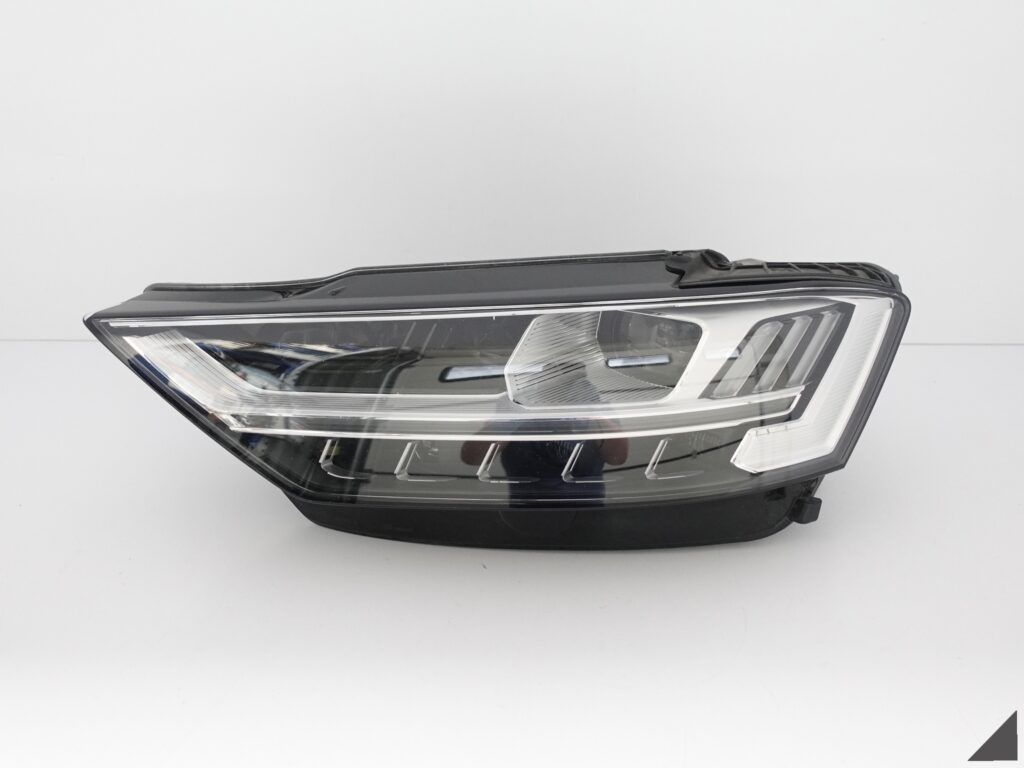 AUDI S8 A8 4N0 D5 17-21 MATRIX FULL LED LAMPA L
