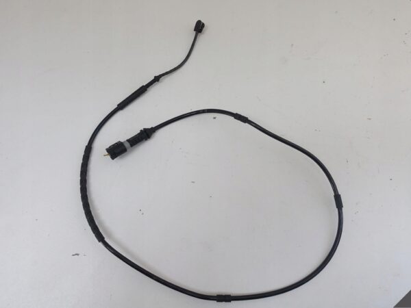 BMW F20 F30 F31 F80 CZUJNIK ZUŻYCIA KLOCKÓW TYŁ BMW F20 F30 F31 F80 CZUJNIK ZUŻYCIA KLOCKÓW TYŁ