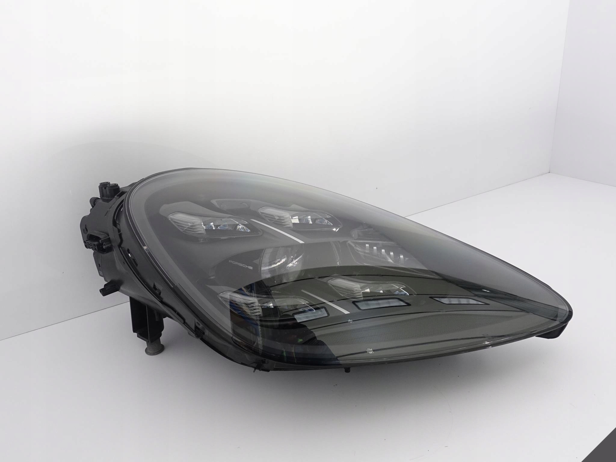 PORSCHE CAYENNE 9Y0 E3 18- LAMPA MATRIX FULL LED PORSCHE CAYENNE 9Y0 E3 18- LAMPA MATRIX FULL LED - obrazek 2
