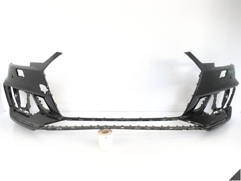 AUDI RS4 8W0 B9 16-19 ZDERZAK BUMPER PRZÓD USZKODZONY - NA CZĘŚCI