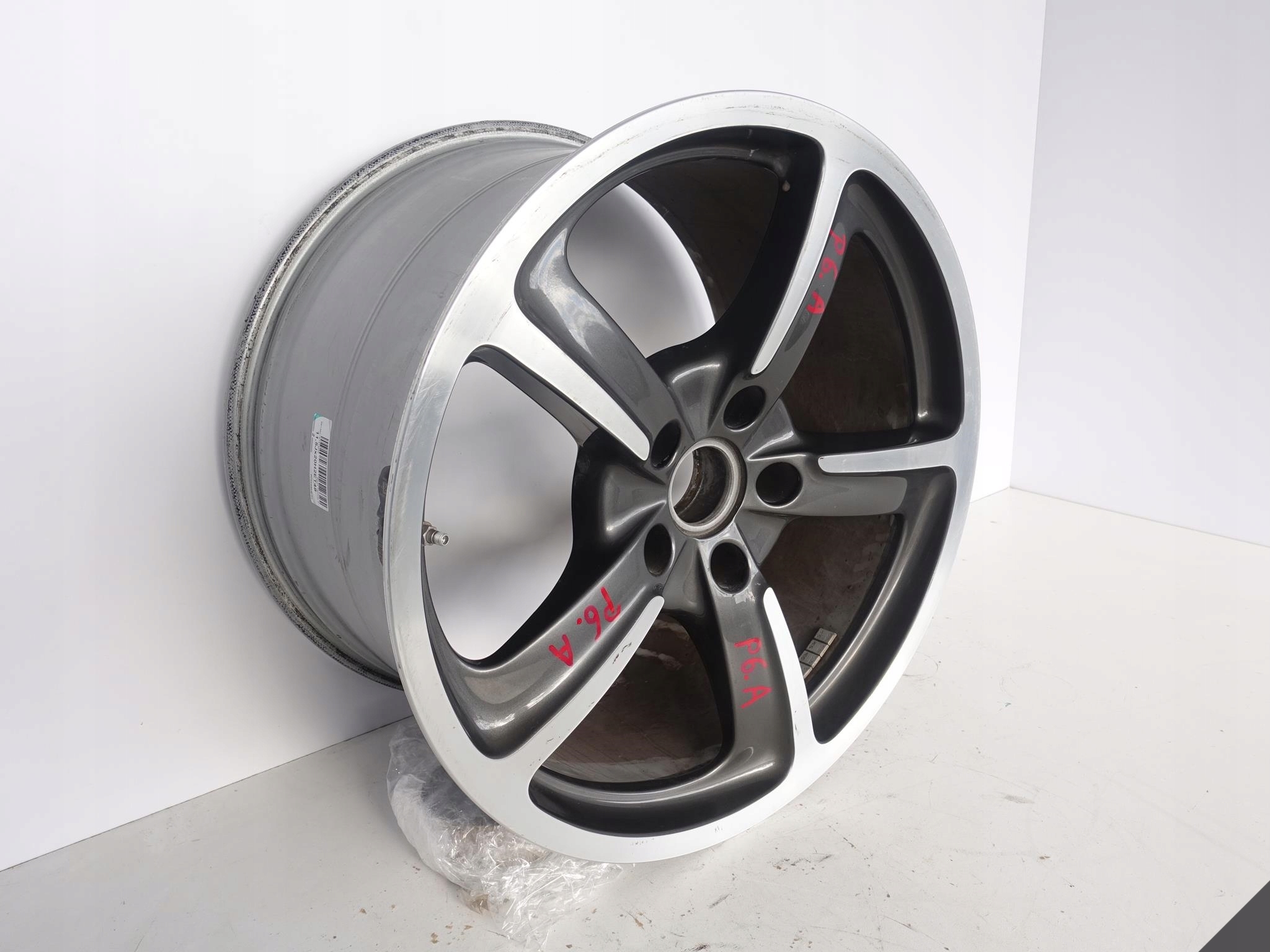 PORSCHE 991 SPORT TECHNO II FELGA 11,5JX20 ET48 PORSCHE 991 SPORT TECHNO II FELGA 11,5JX20 ET48 - obrazek 2