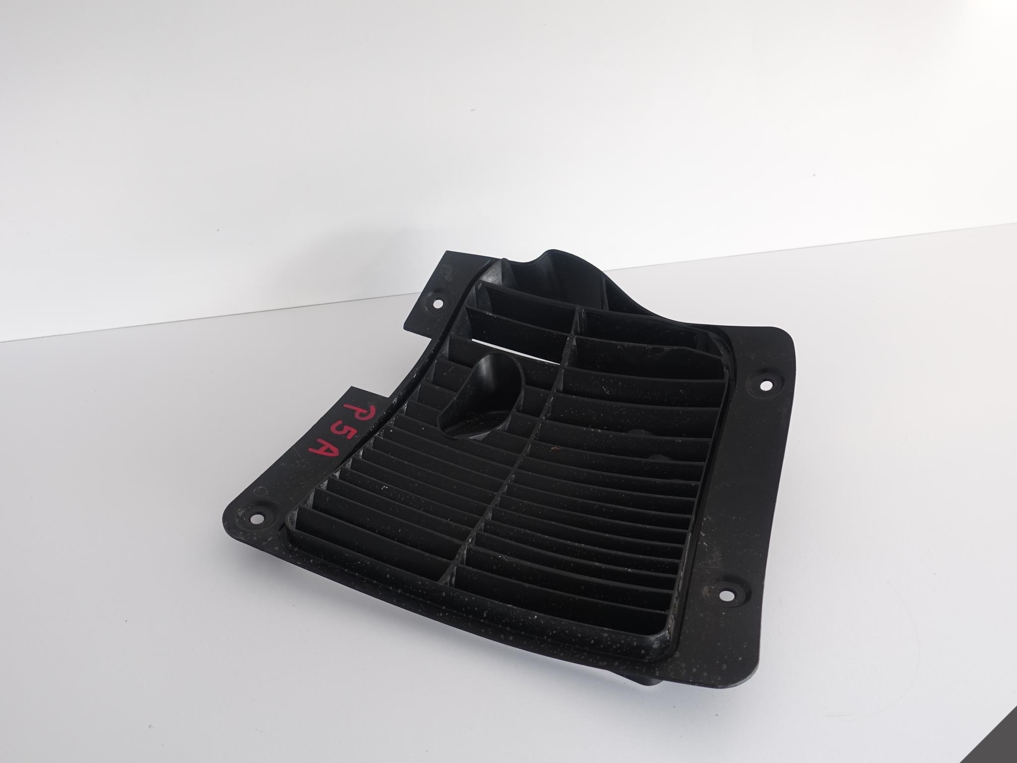 PORSCHE 911 992 GT3 NADKOLE KRATKA WLOT POWIETRZA PORSCHE 911 992 GT3 NADKOLE KRATKA WLOT POWIETRZA - obrazek 3