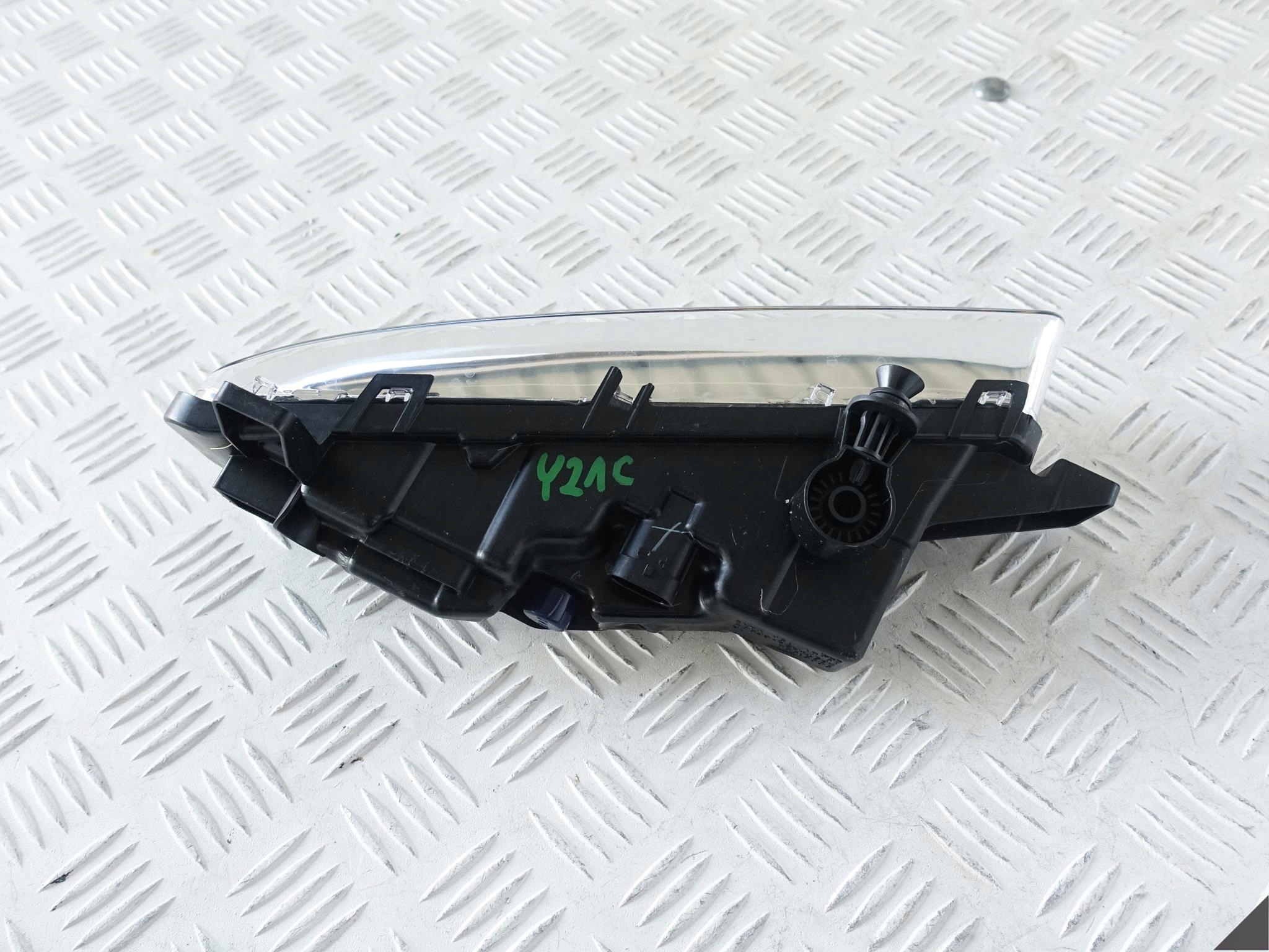 BMW G30 G31 6 G32 LED LAMPA HALOGEN PRAWY IDEALNY BMW G30 G31 6 G32 LED LAMPA HALOGEN PRAWY IDEALNY - obrazek 6