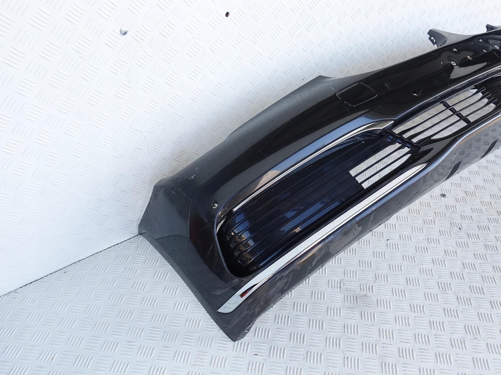 BMW 7 G11 G12 15-18 ZDERZAK PRZÓD *4XPDC* BMW 7 G11 G12 15-18 ZDERZAK PRZÓD *4XPDC* - obrazek 2