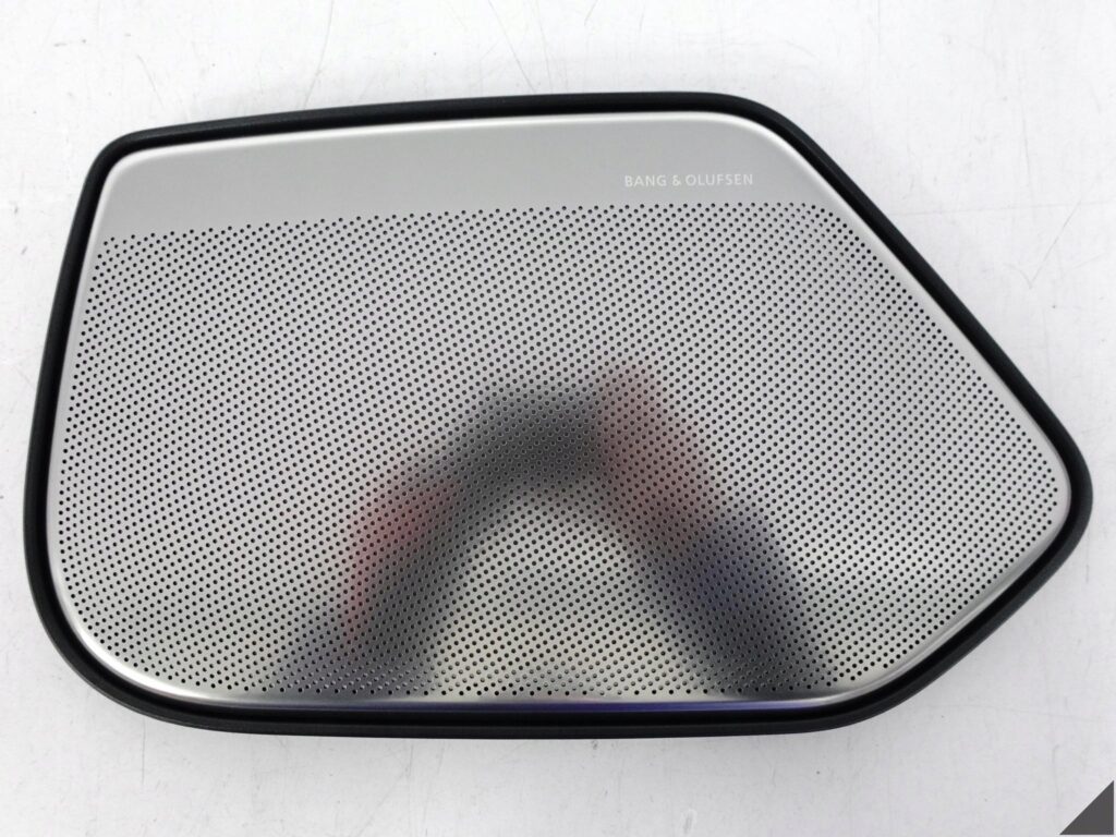 AUDI RS7 S7 A7 4G8 C7 10-18 OSŁONA GŁOŚNIKA PRAWA PRZÓD BANG & OLUFSEN 4PK AUDI RS7 S7 A7 4G8 C7 10-18 OSŁONA GŁOŚNIKA PRAWA PRZÓD BANG & OLUFSEN 4PK